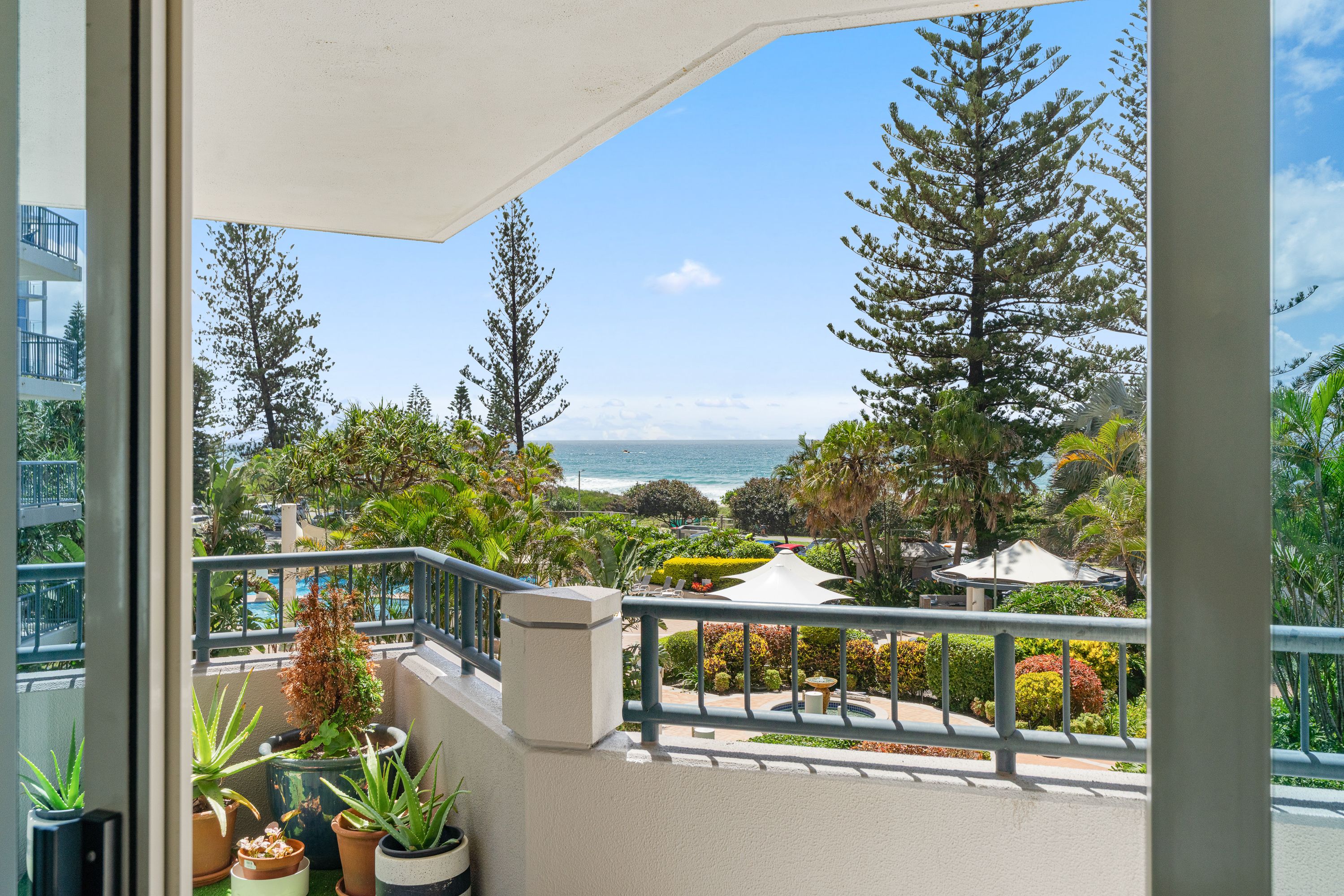 69/100 Old Burleigh Road, Broadbeach, QLD 4218