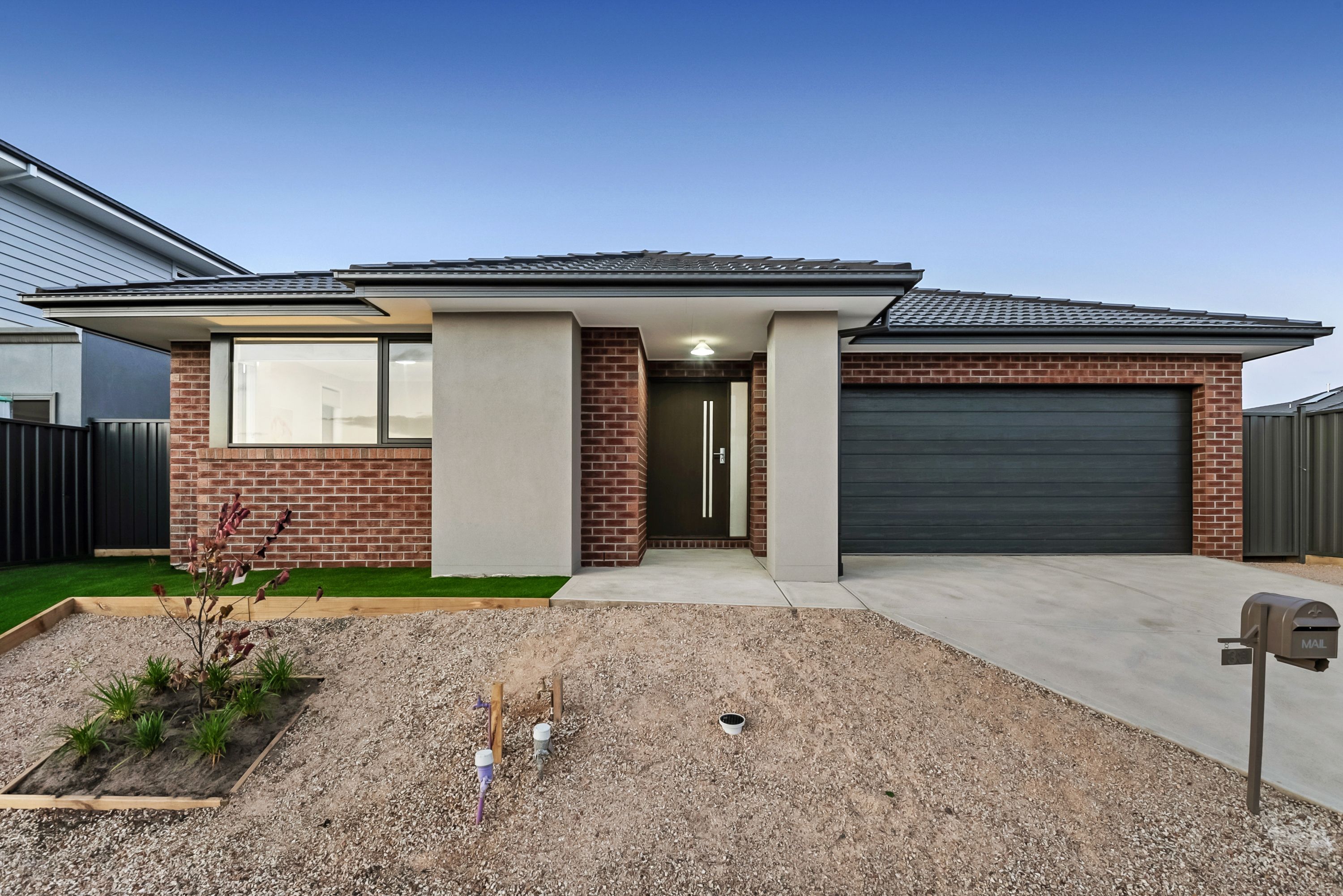 38 Riverglen Drive, Craigieburn, VIC 3064