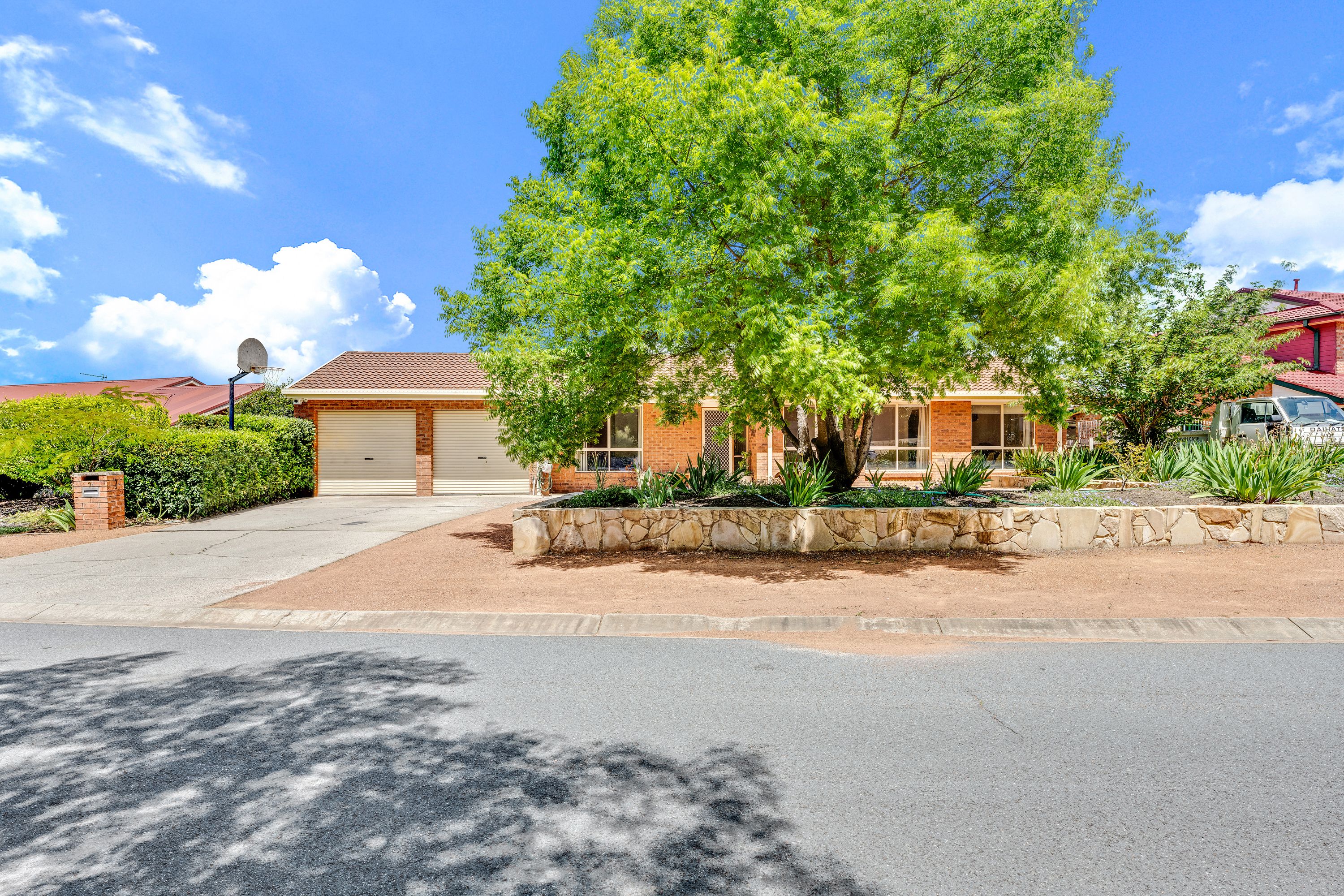 7 Flegg Crescent, Gordon, ACT 2906