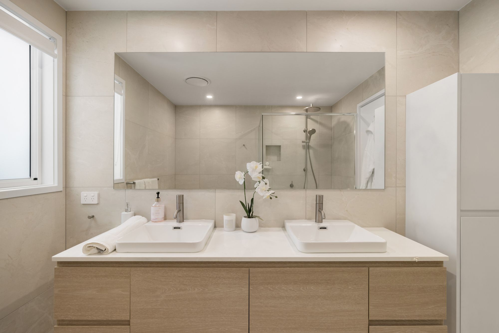 11 Roche Avenue — photo 13 of 13