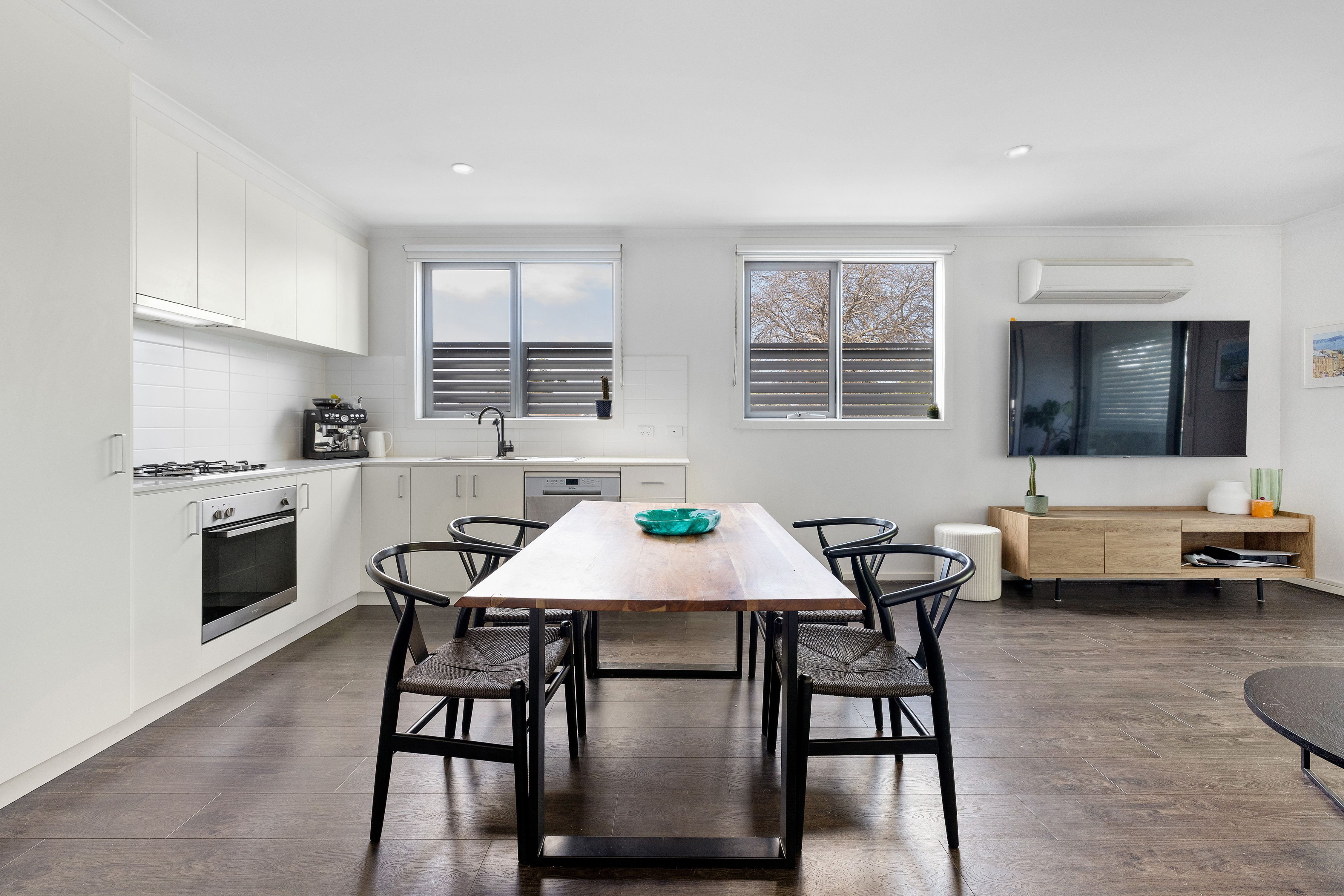 2/34 Jean Street — photo 5 of 18