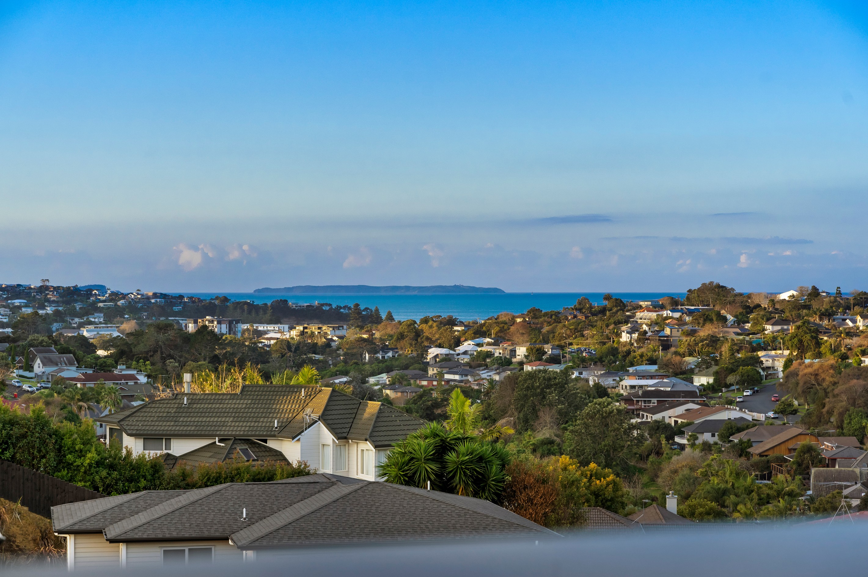 89A Bayside Drive, Browns Bay, North Shore City