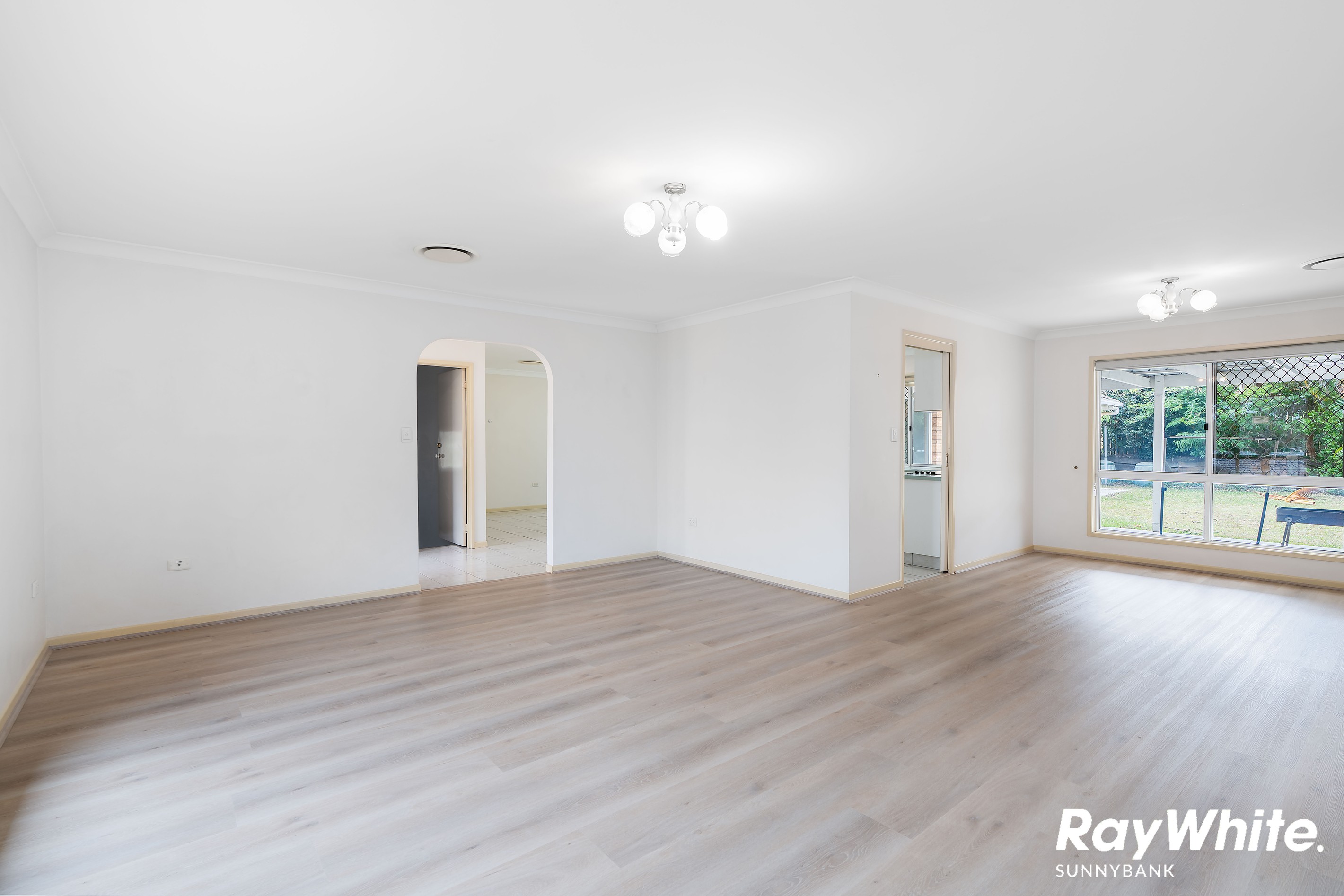 7 Pindari Crescent, Wishart, QLD 4122