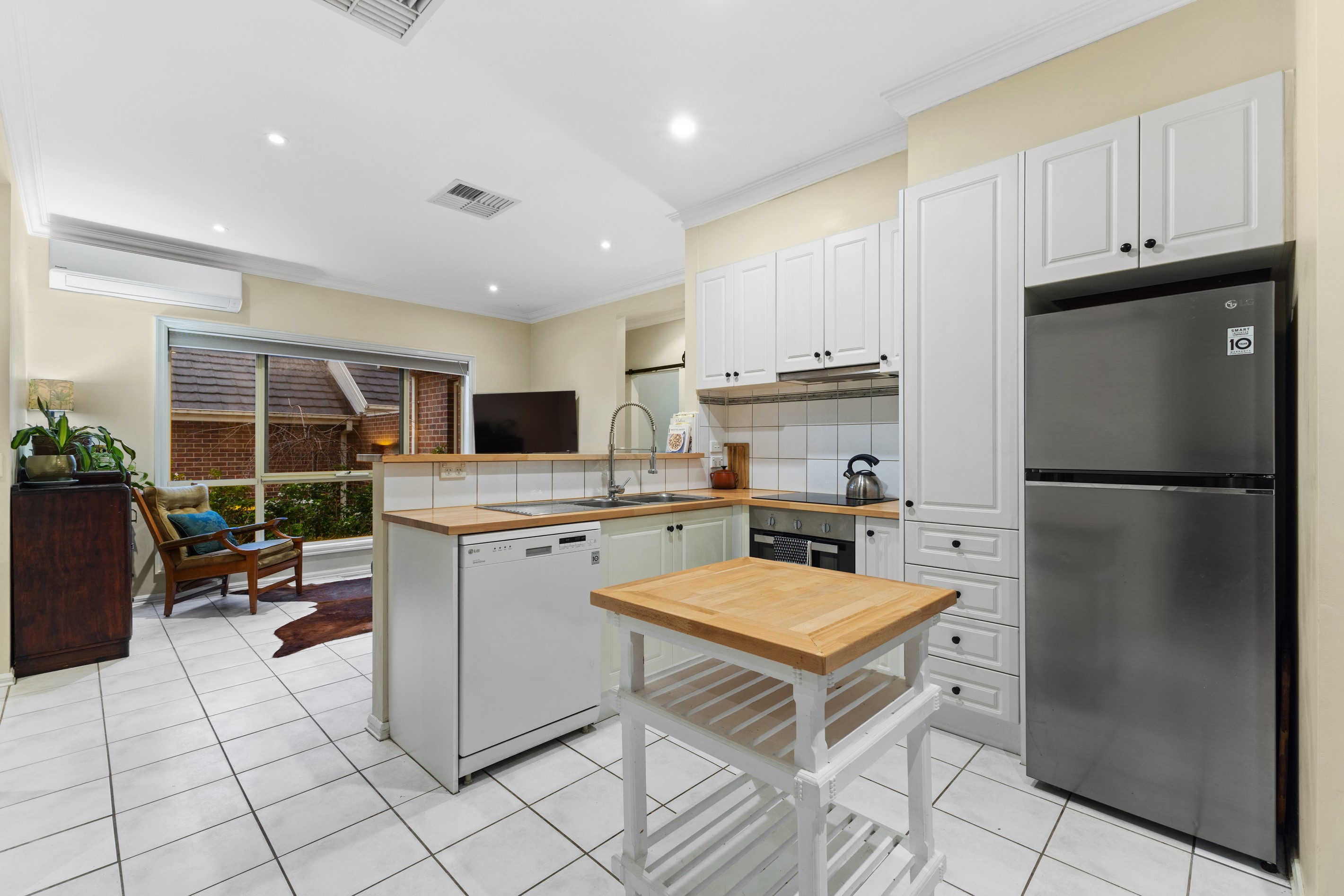 2/9 Myora Court, Chadstone, VIC 3148