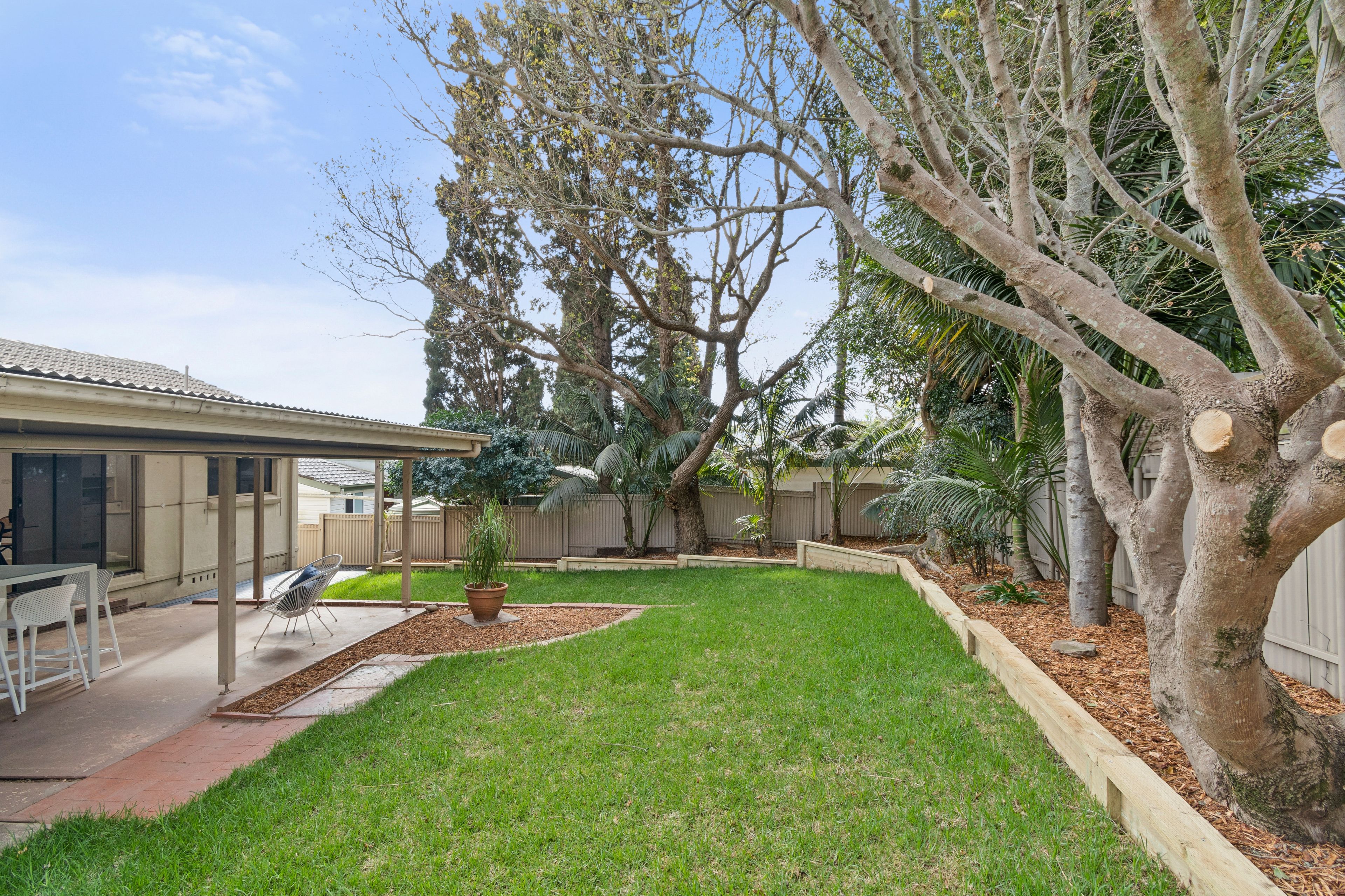 21 Glenview Street — photo 15 of 16