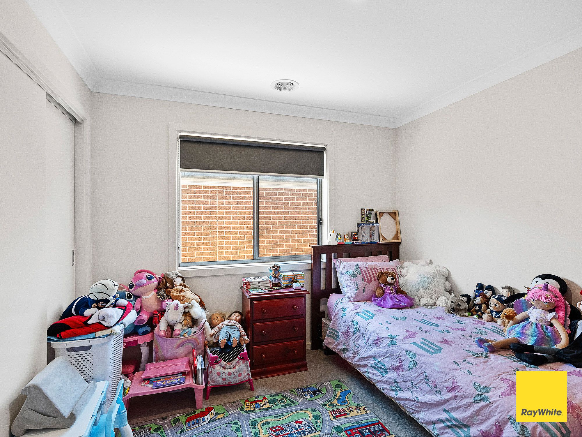 2/20A Emmett Street — photo 8 of 14