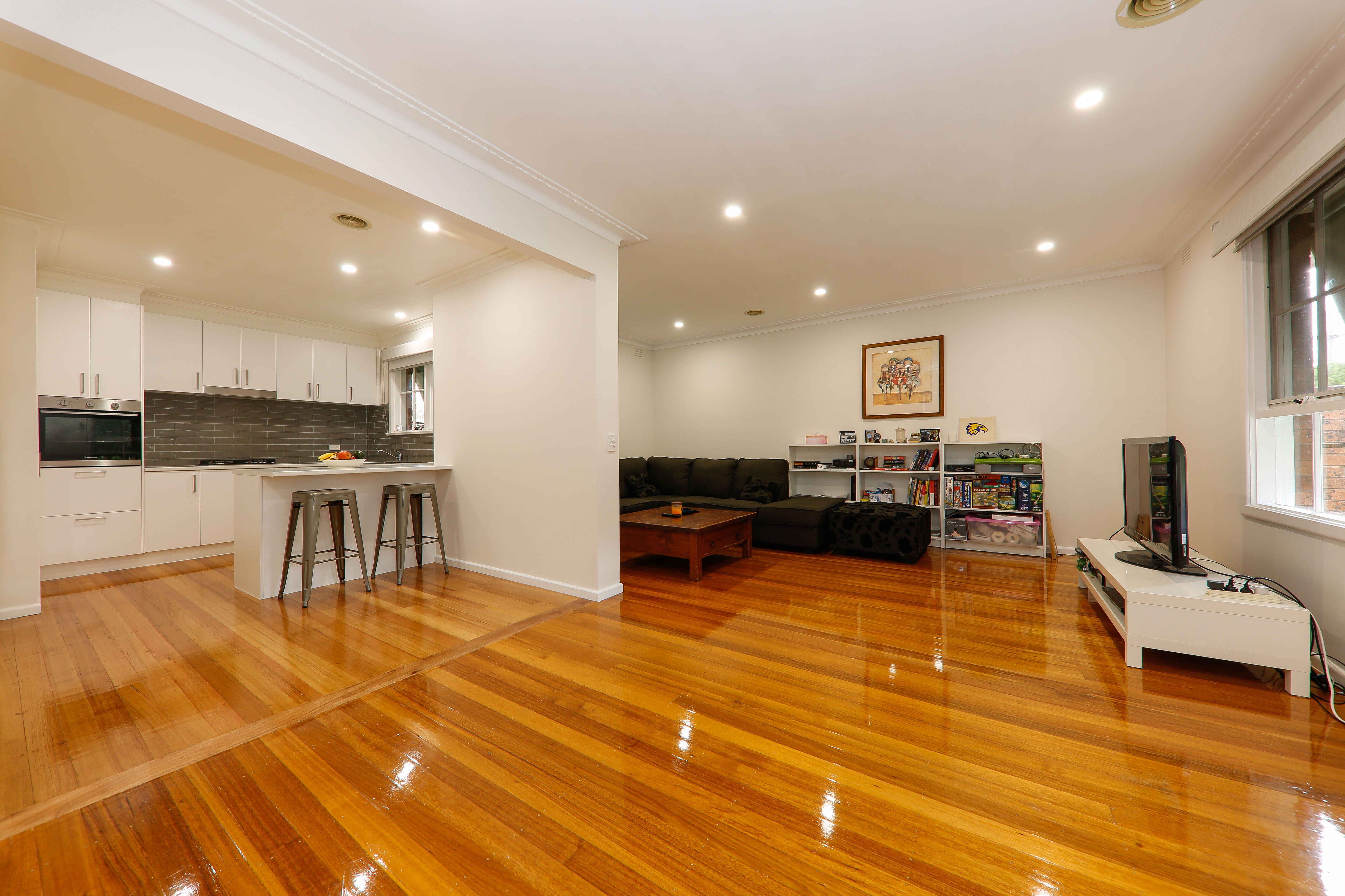2/102 Broughton Road, Surrey Hills, VIC 3127