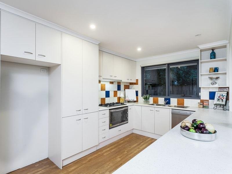 26 Galahad Crescent, Glen Waverley, VIC 3150