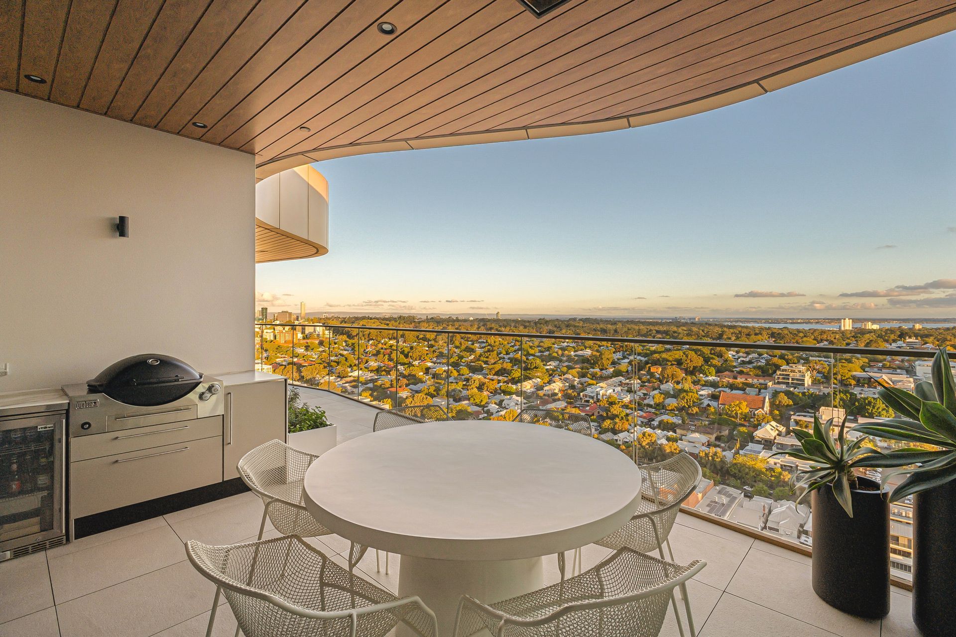 2304/4 Seddon Street — photo 6 of 20