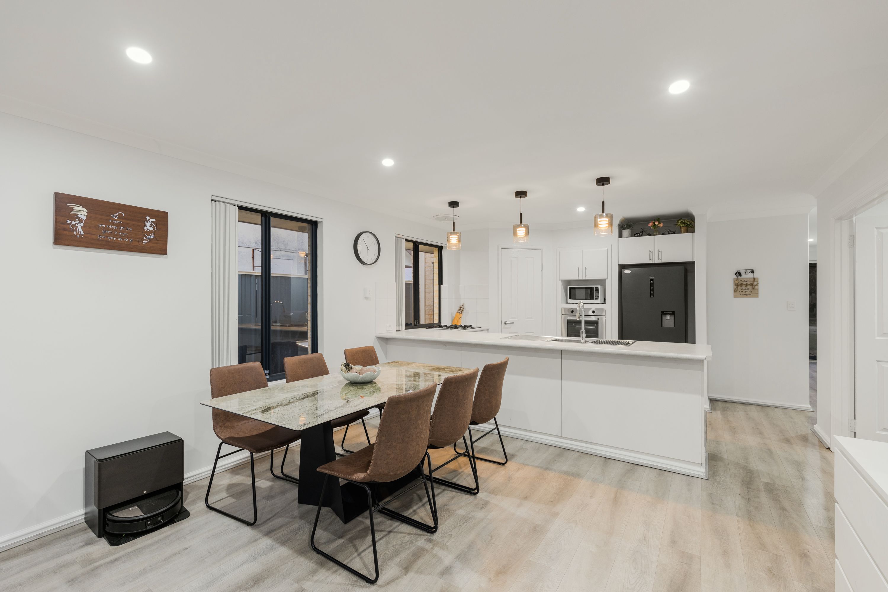 322A Wharf Street — photo 4 of 14
