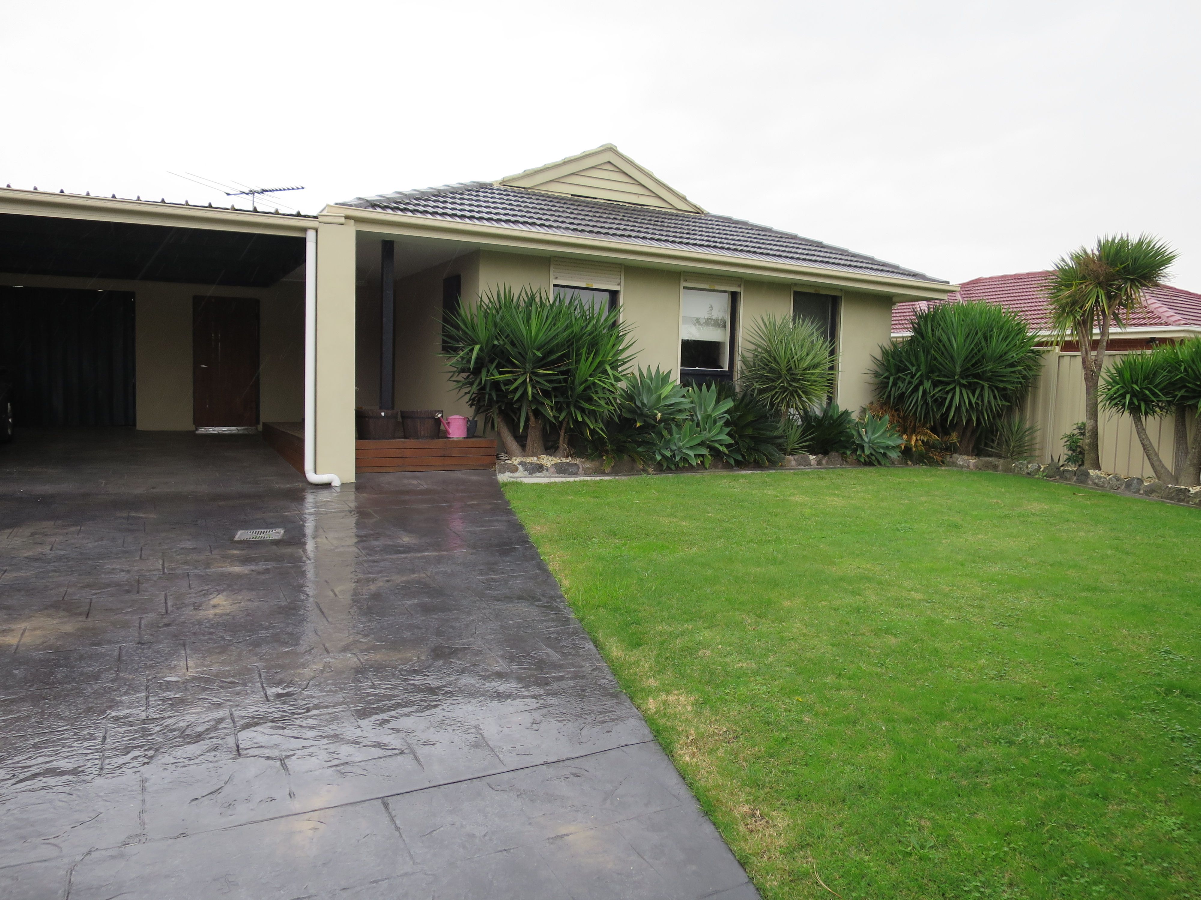 32 College Crescent — photo from Ray White Oakleigh