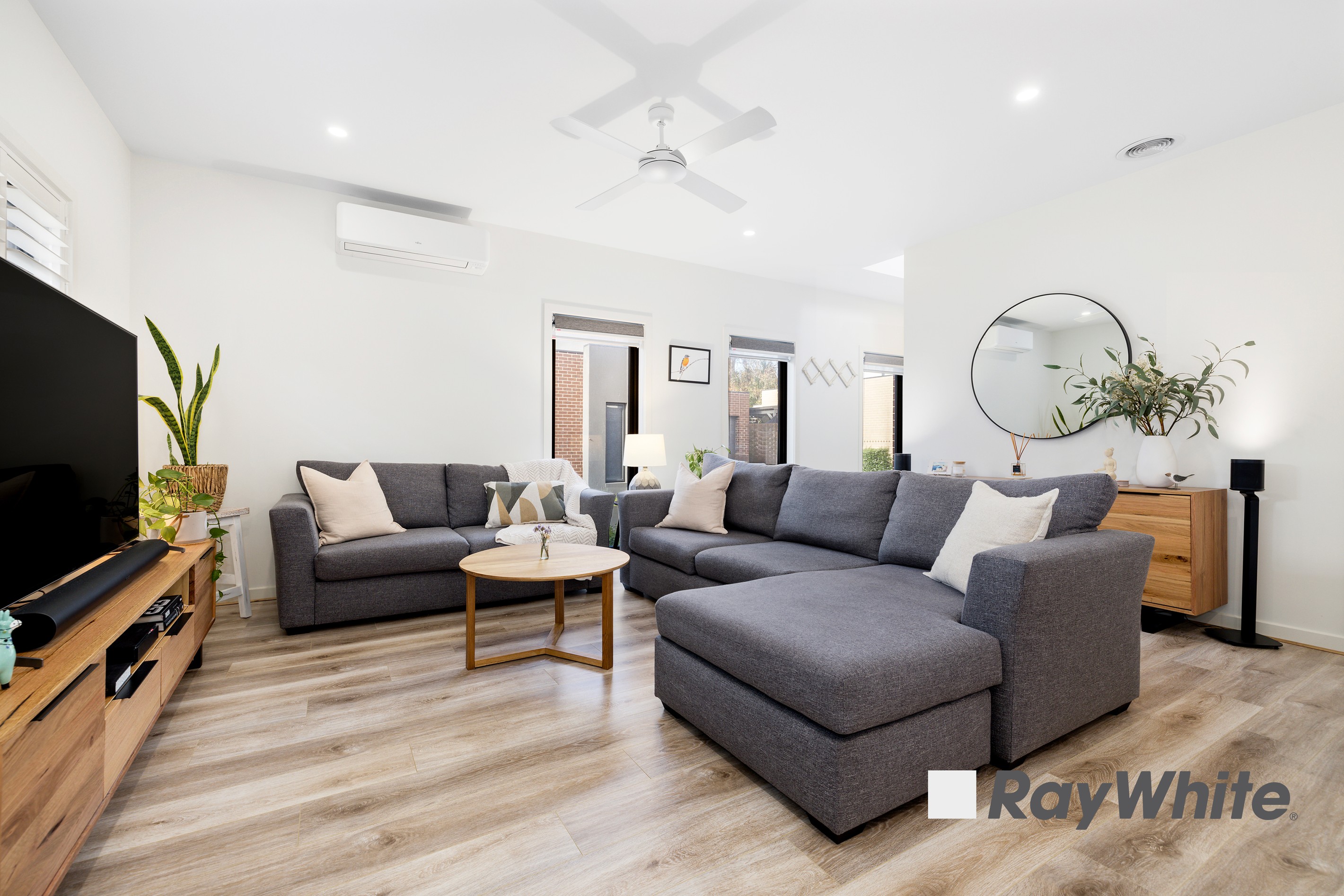 3 Flame Robin Place, Endeavour Hills, VIC 3802