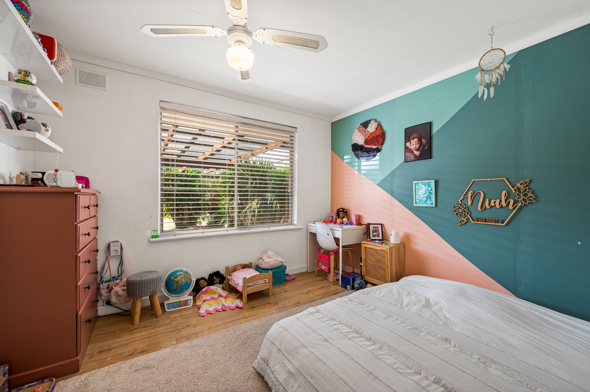 37 Petersen Crescent — photo 15 of 30