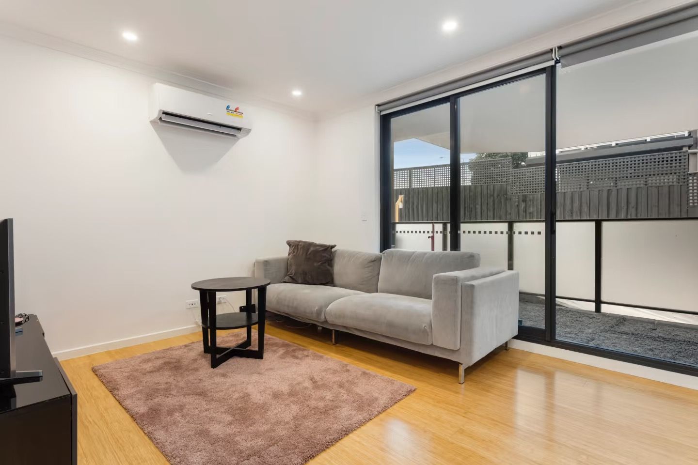 G01/379-381 Burwood Highway — photo 4 of 14