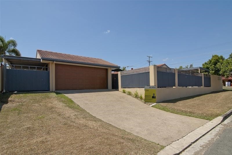 34 Westmoreland Boulevard, Springwood, QLD 4127