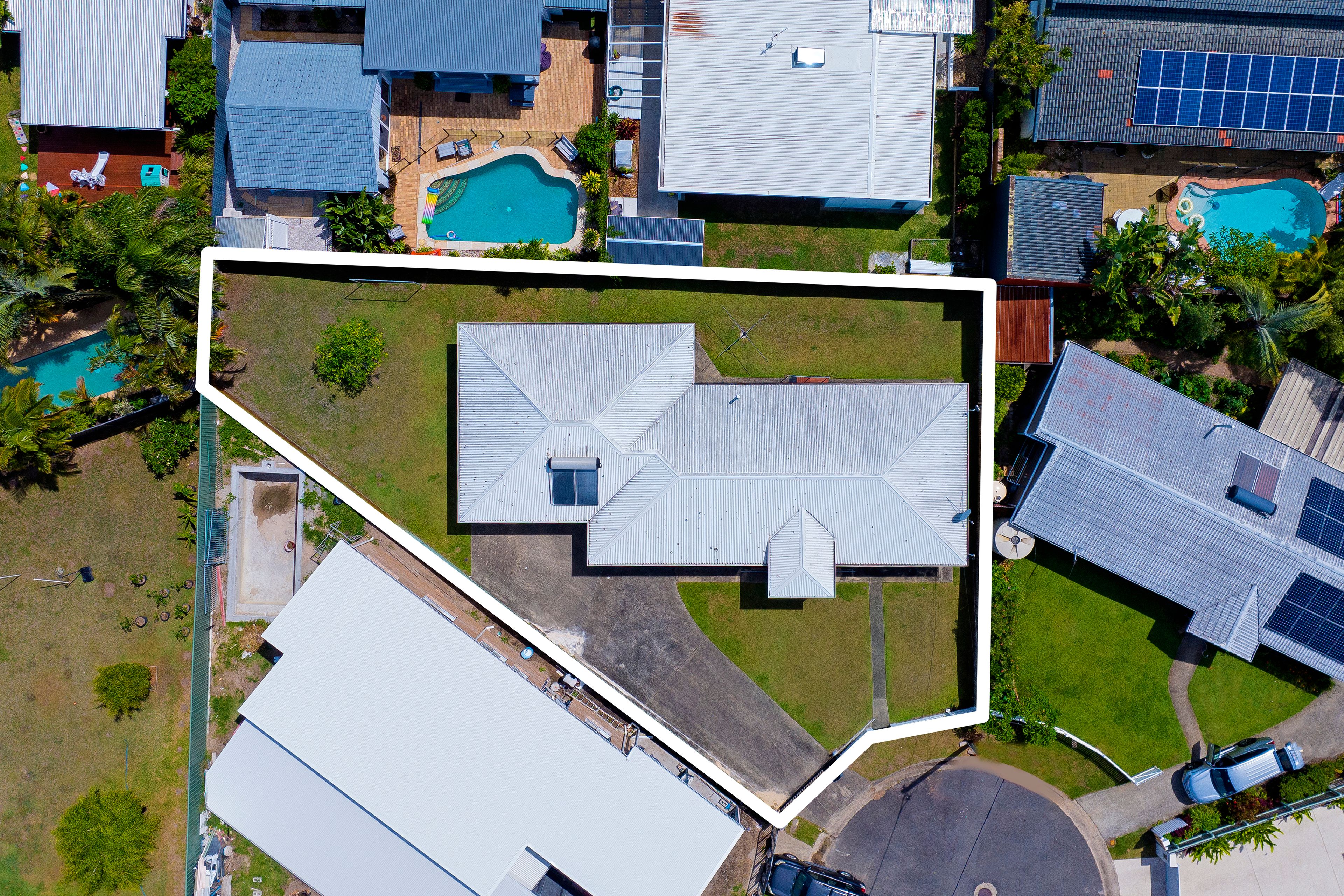 19 Yoorana Place, Broadbeach Waters, QLD 4218