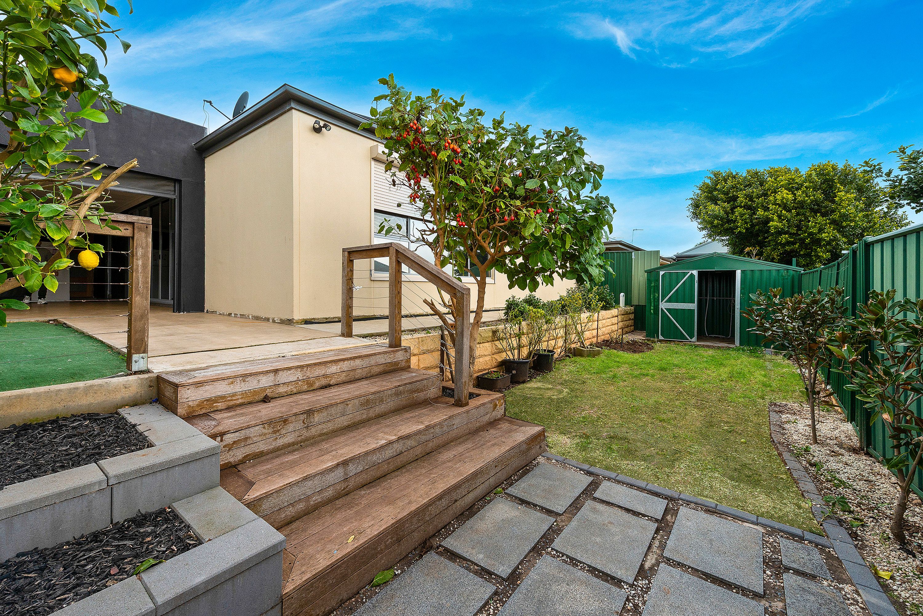 9 Brenton Street — photo 24 of 25