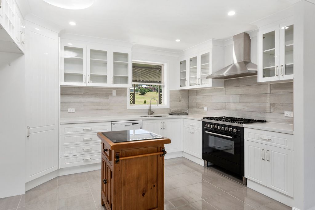 27 Teesdale Avenue, Newtown, QLD 4350