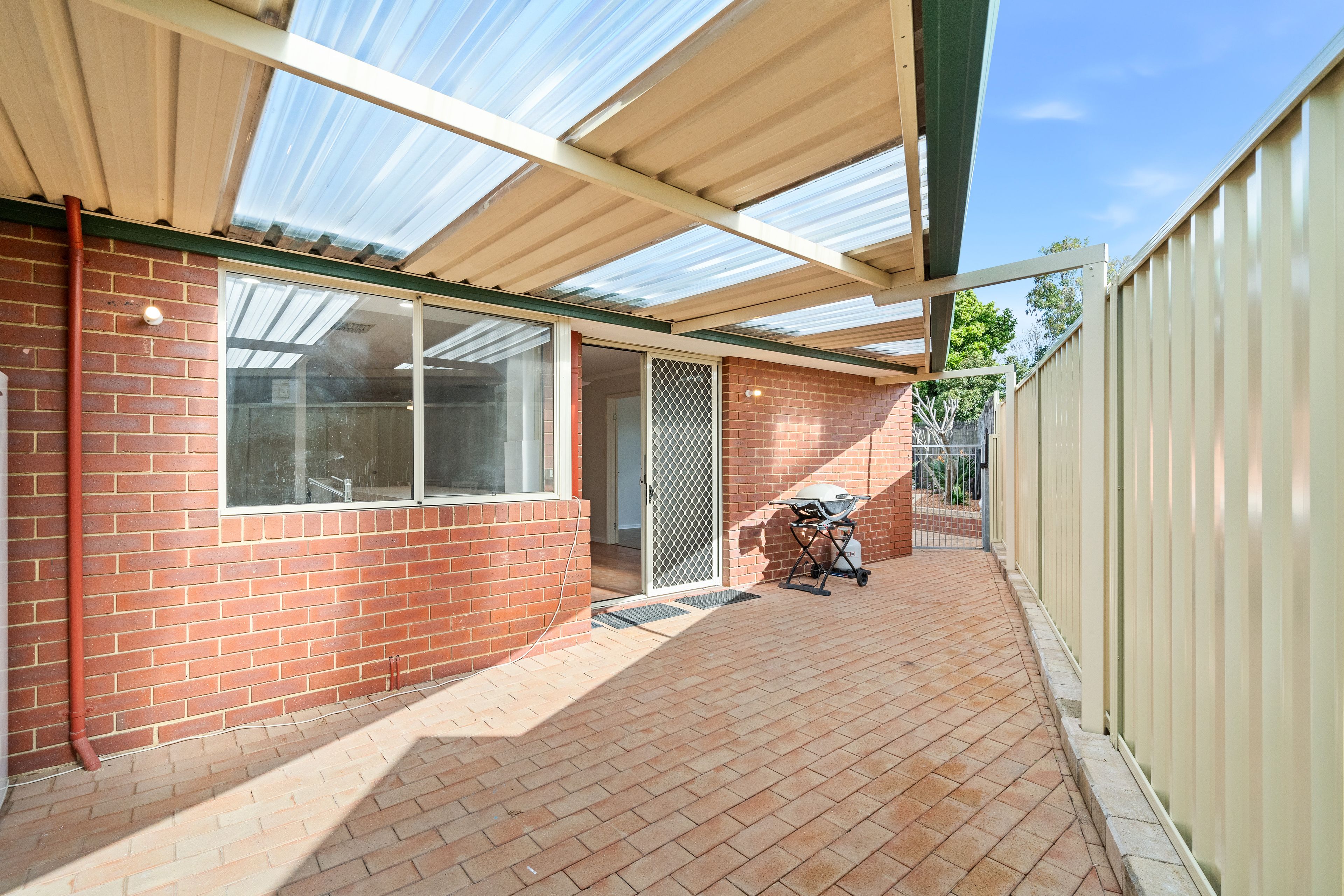 2 Courtland Crescent — photo 14 of 26