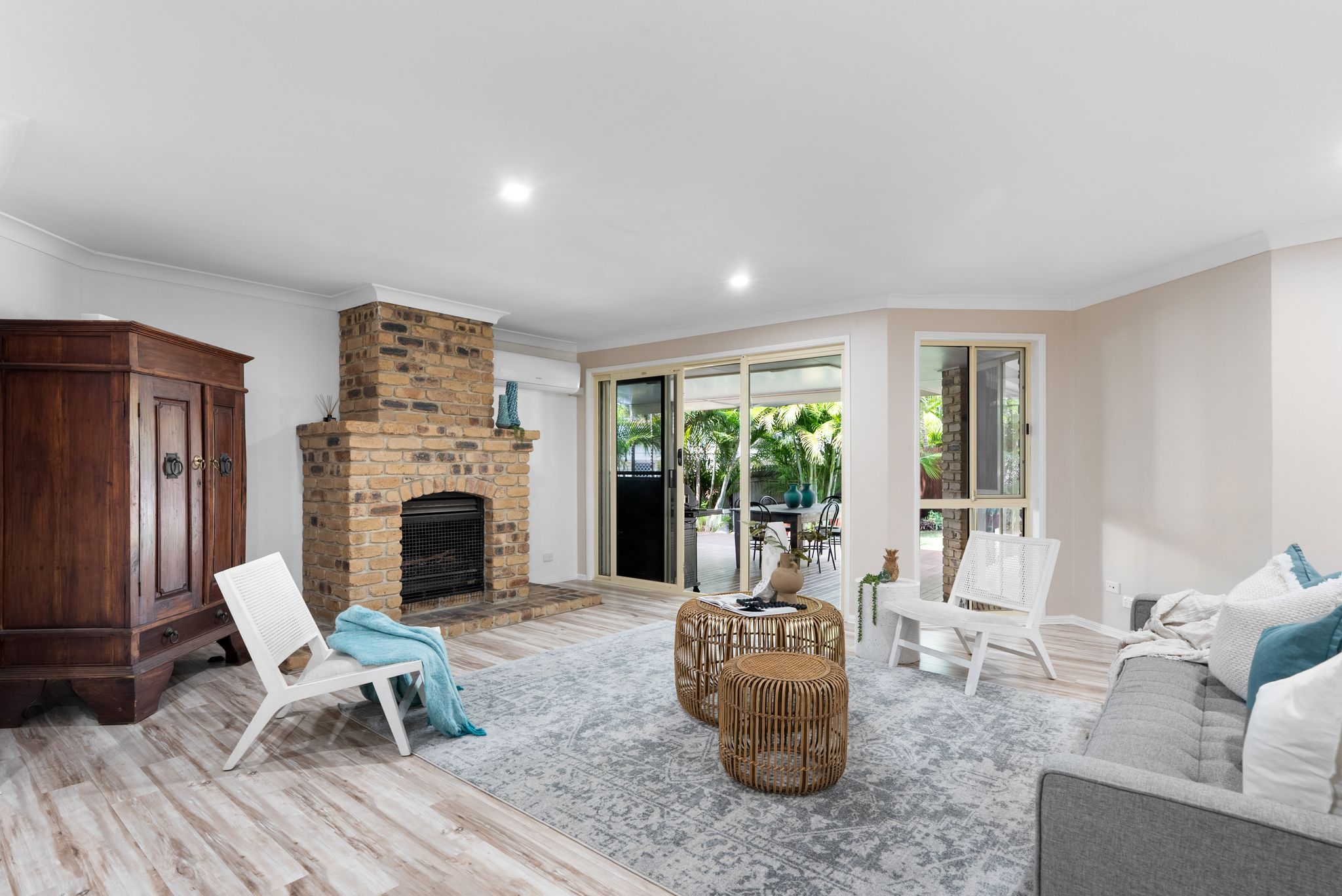 17 Oakmont Crescent, Albany Creek, QLD 4035