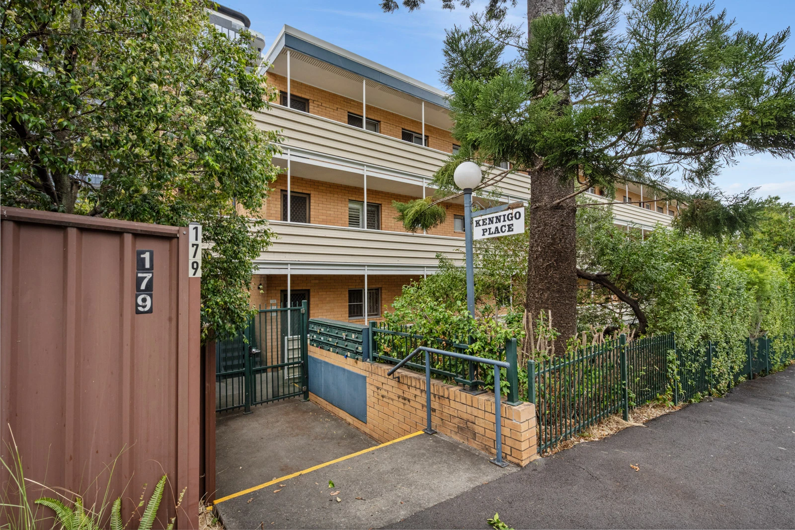 8/179 Kennigo Street, Spring Hill, QLD 4000