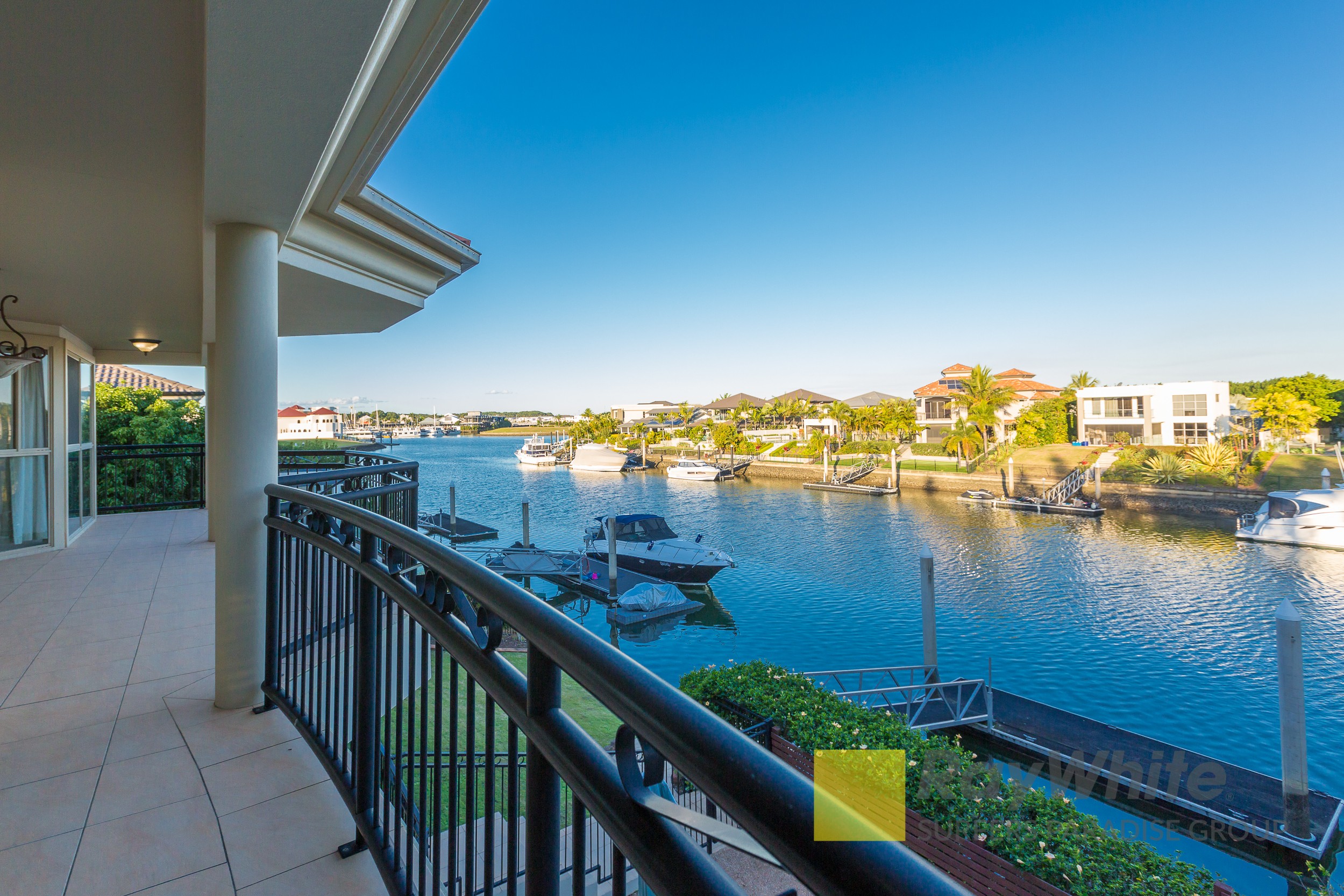 2639 Yanderra Close, Hope Island, QLD 4212