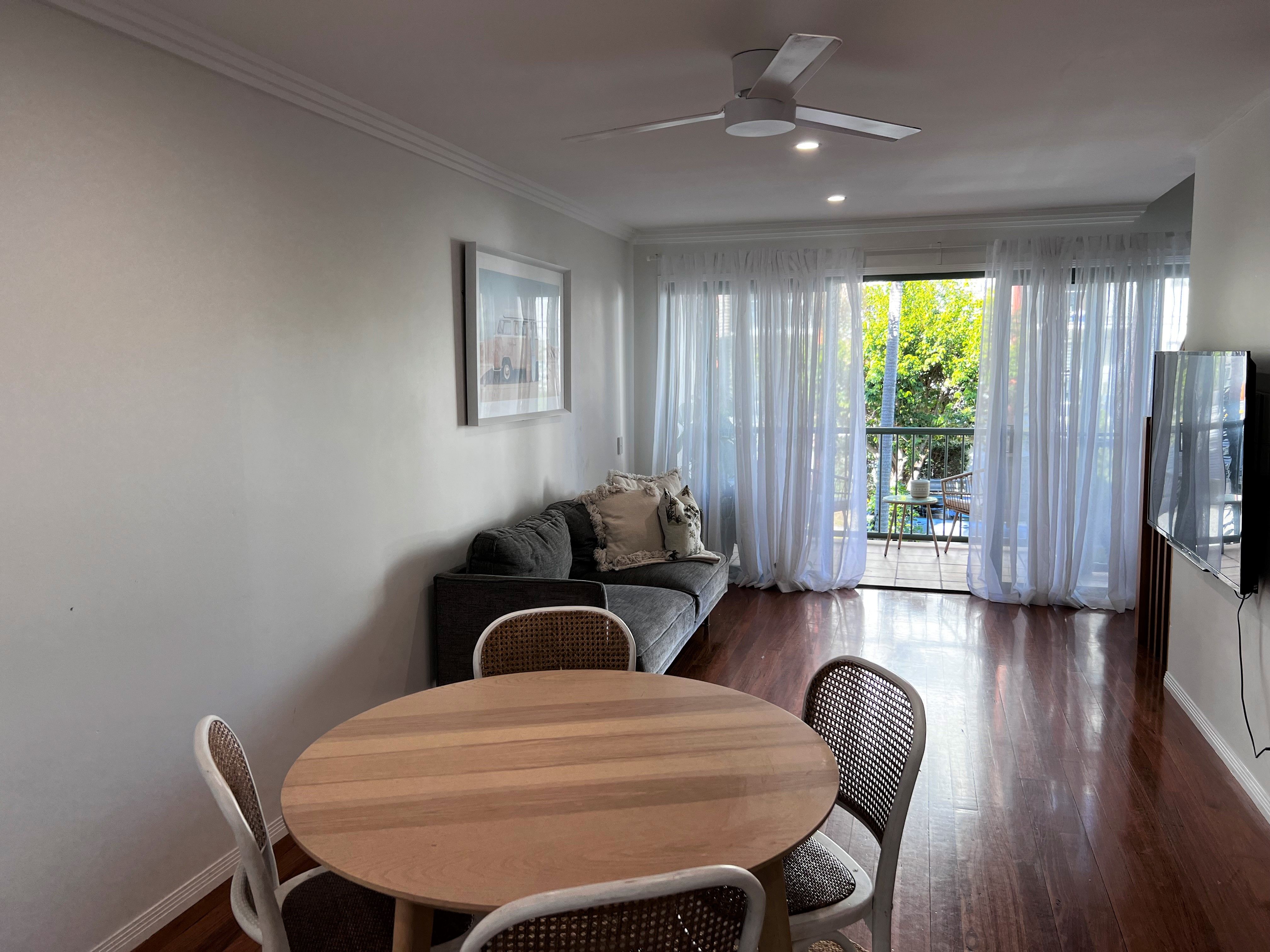 6/3-5 Bradford Street, Labrador, QLD 4215