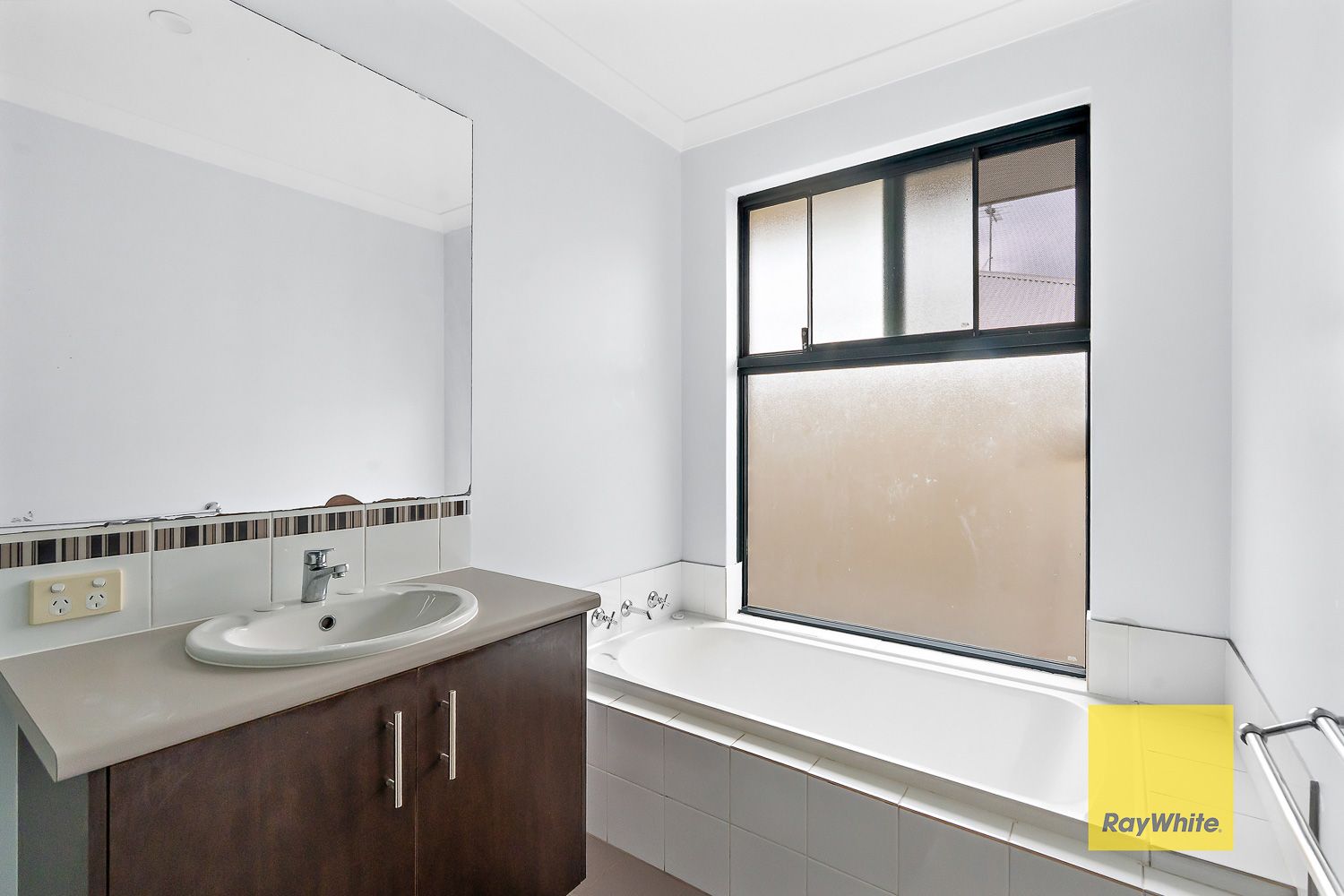 108 Balfour Street — photo 10 of 15