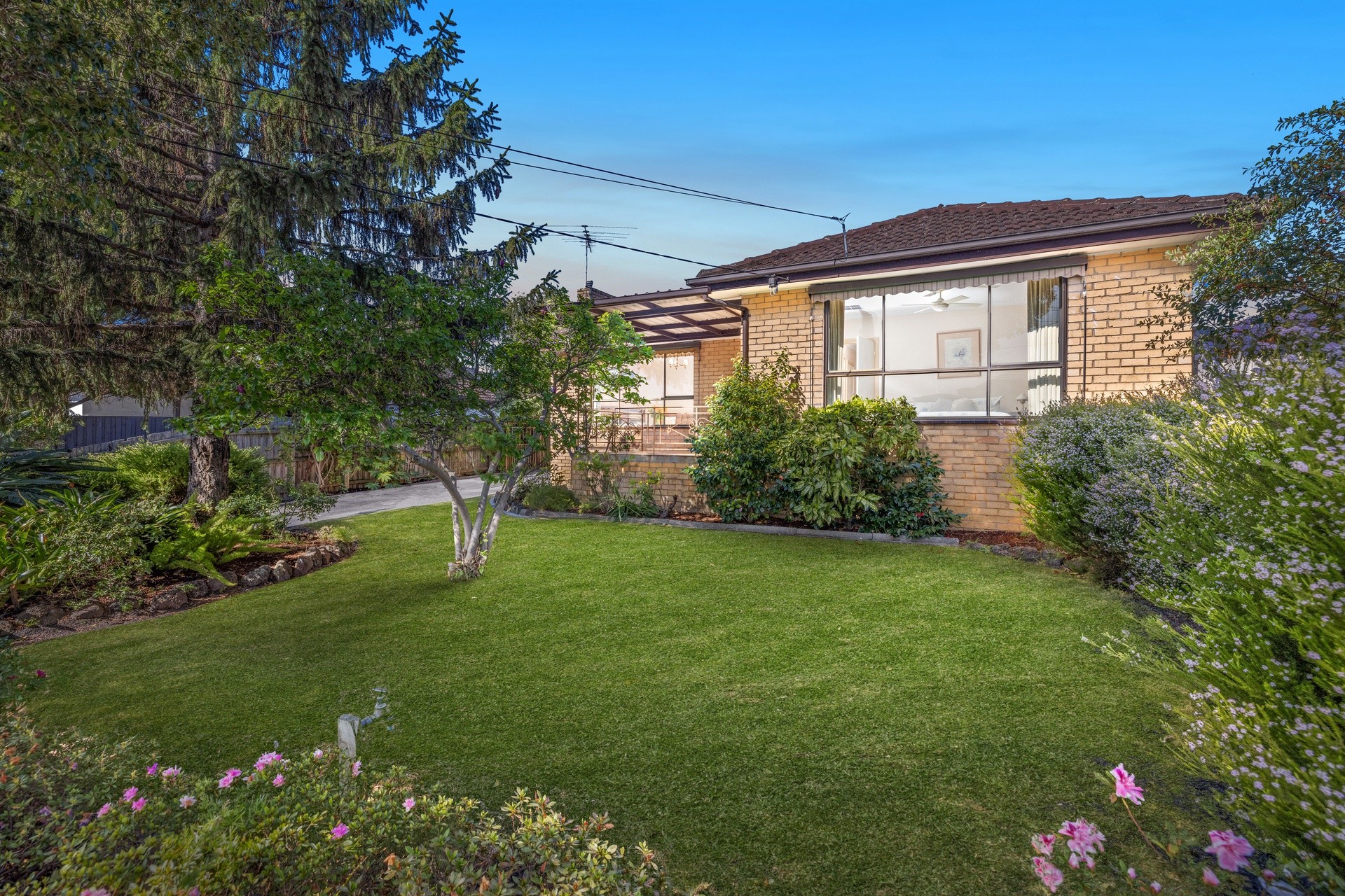 30 Hayfield Road, Mount Waverley, VIC 3149