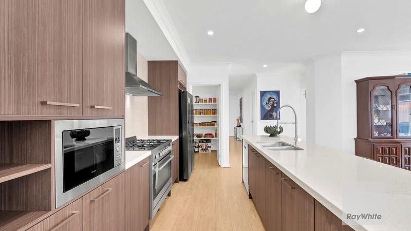 21 Fuchsia Drive — photo 10 of 23