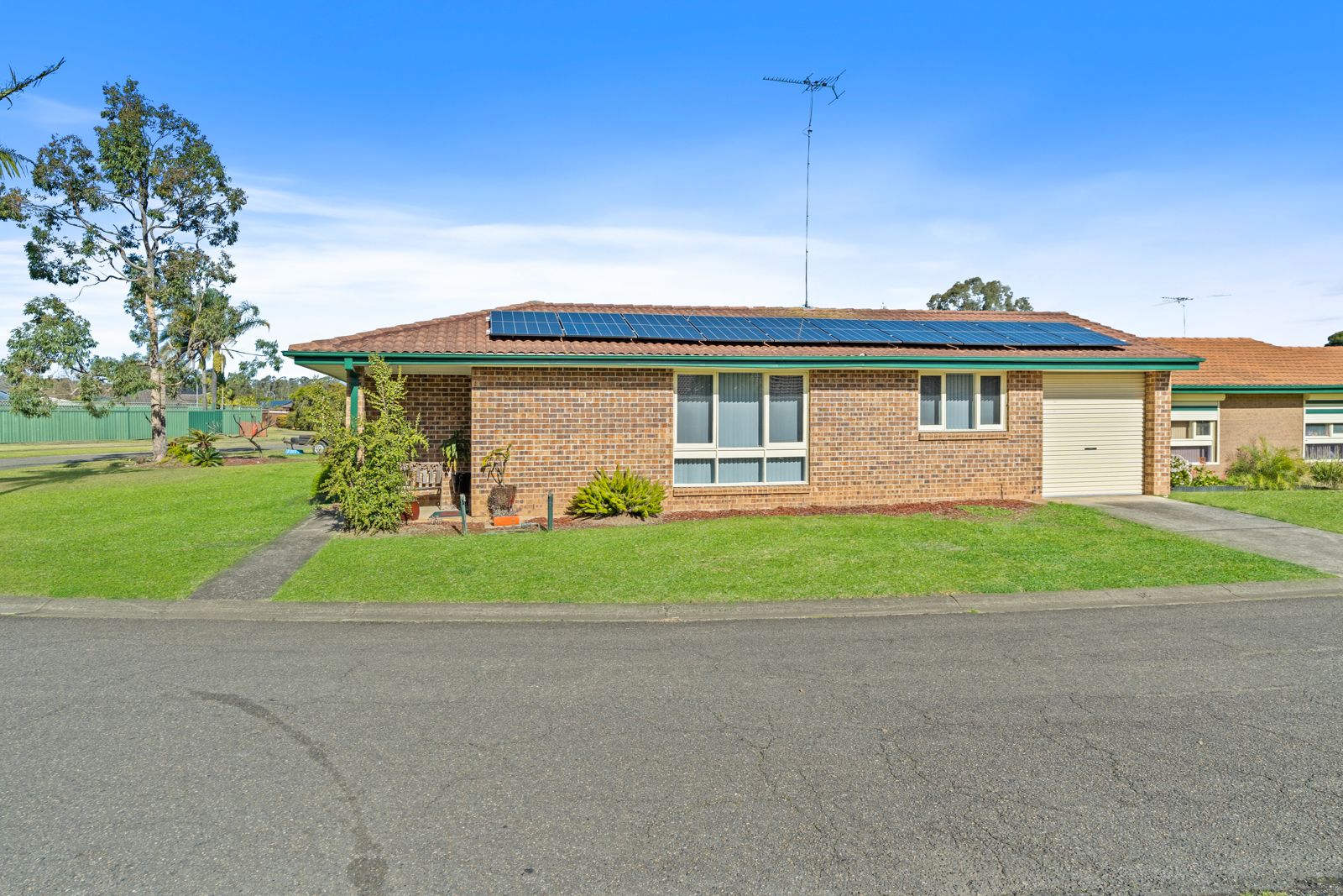 28/7 Hanlon Close, Minto, NSW 2566