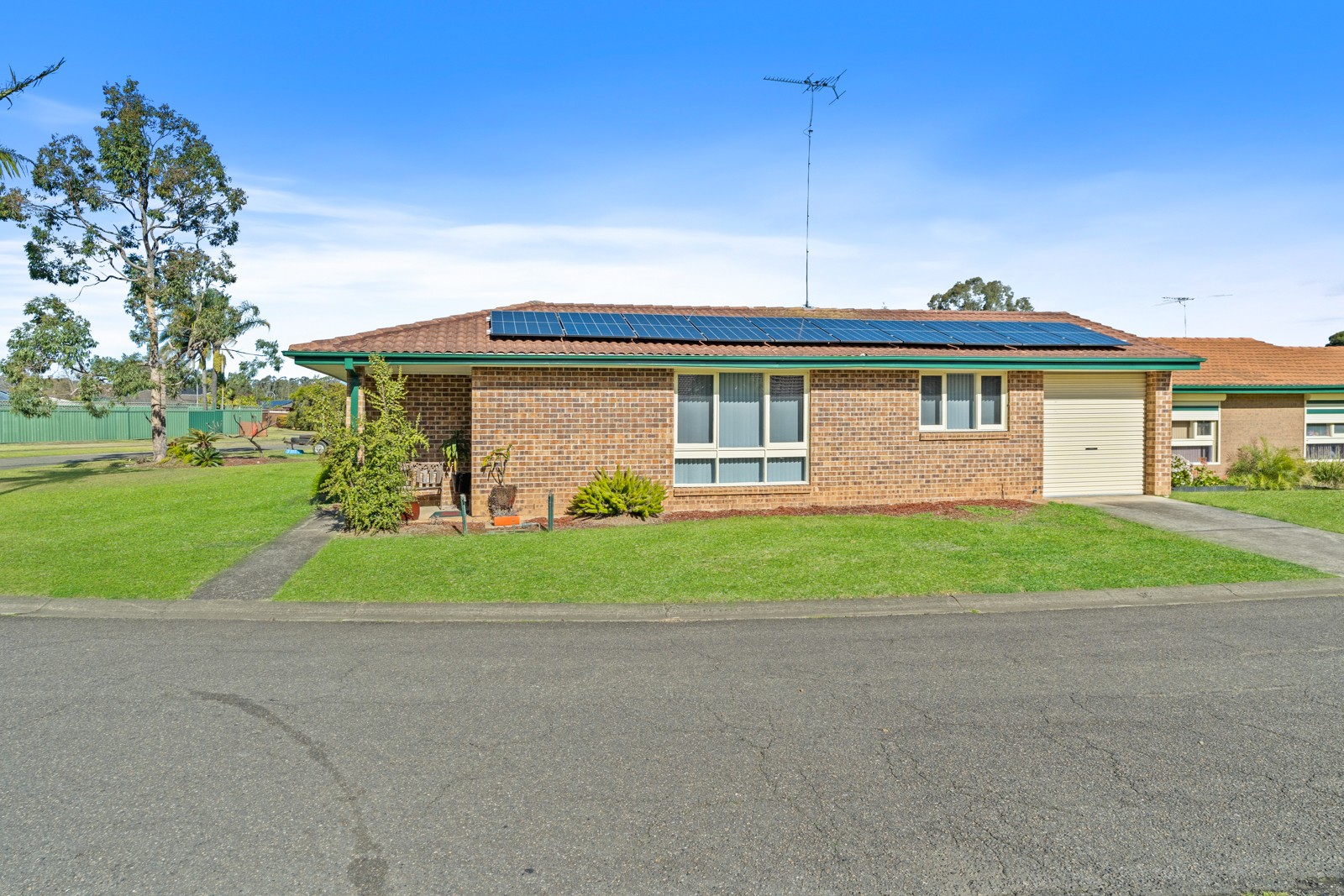 28/7 Hanlon Close, Minto, NSW 2566