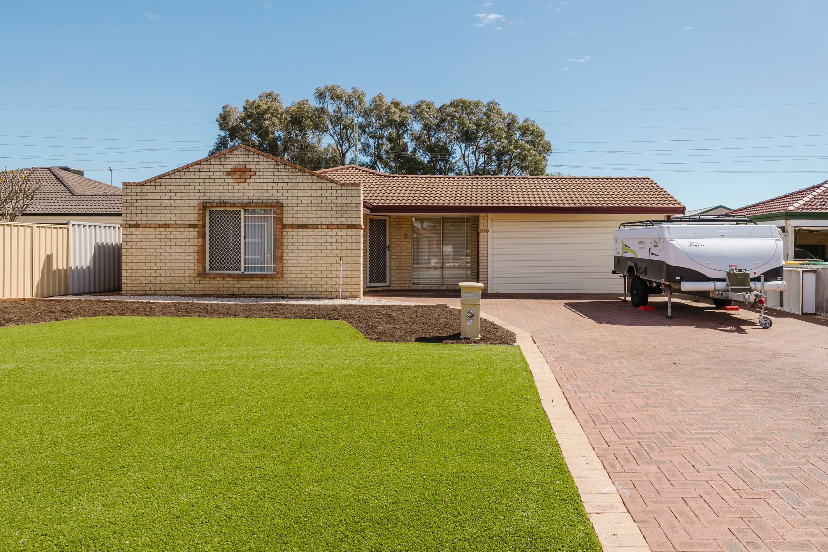3 Linvale Court, Ballajura, WA 6066