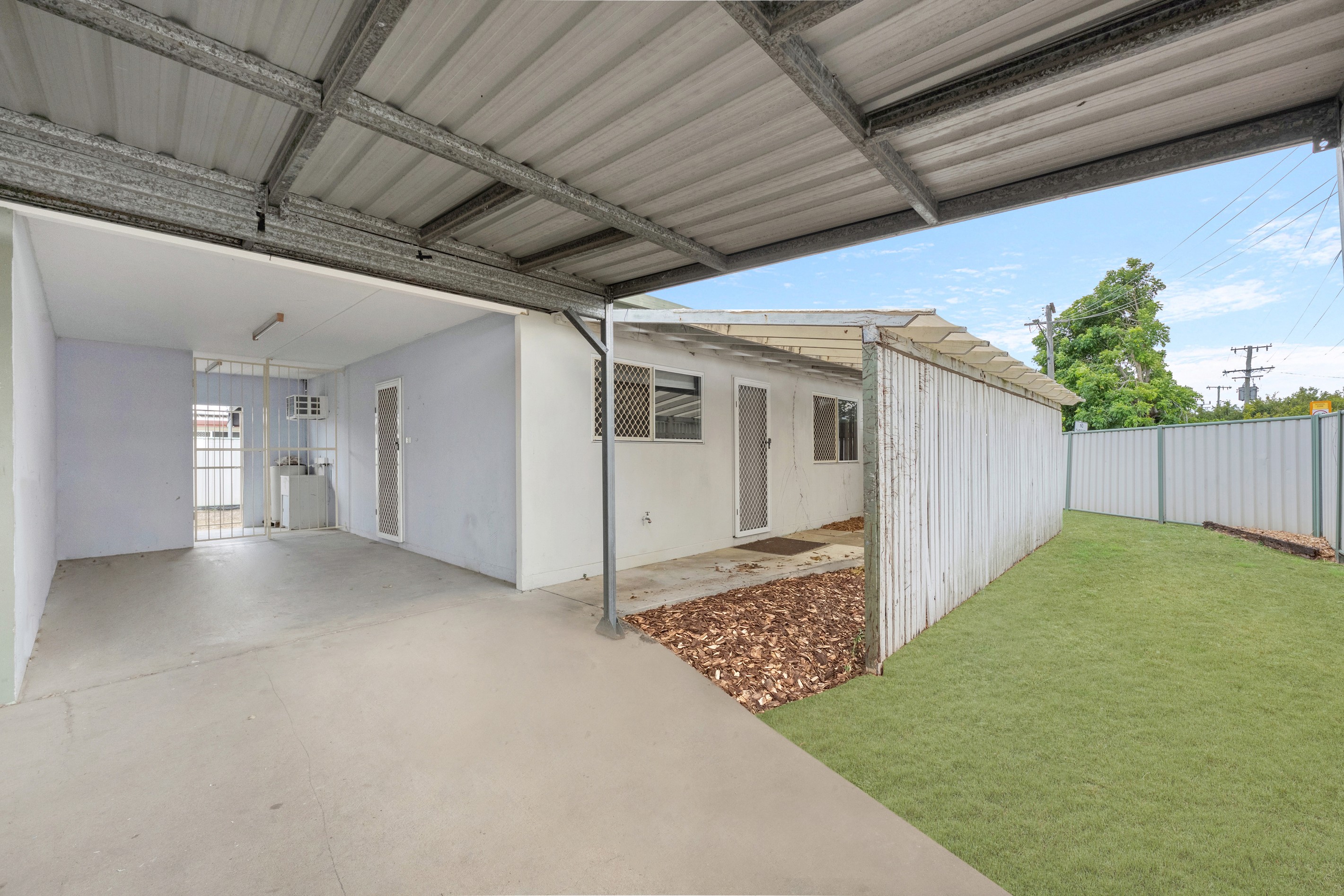 1 Alexander Court, Rasmussen, QLD 4815