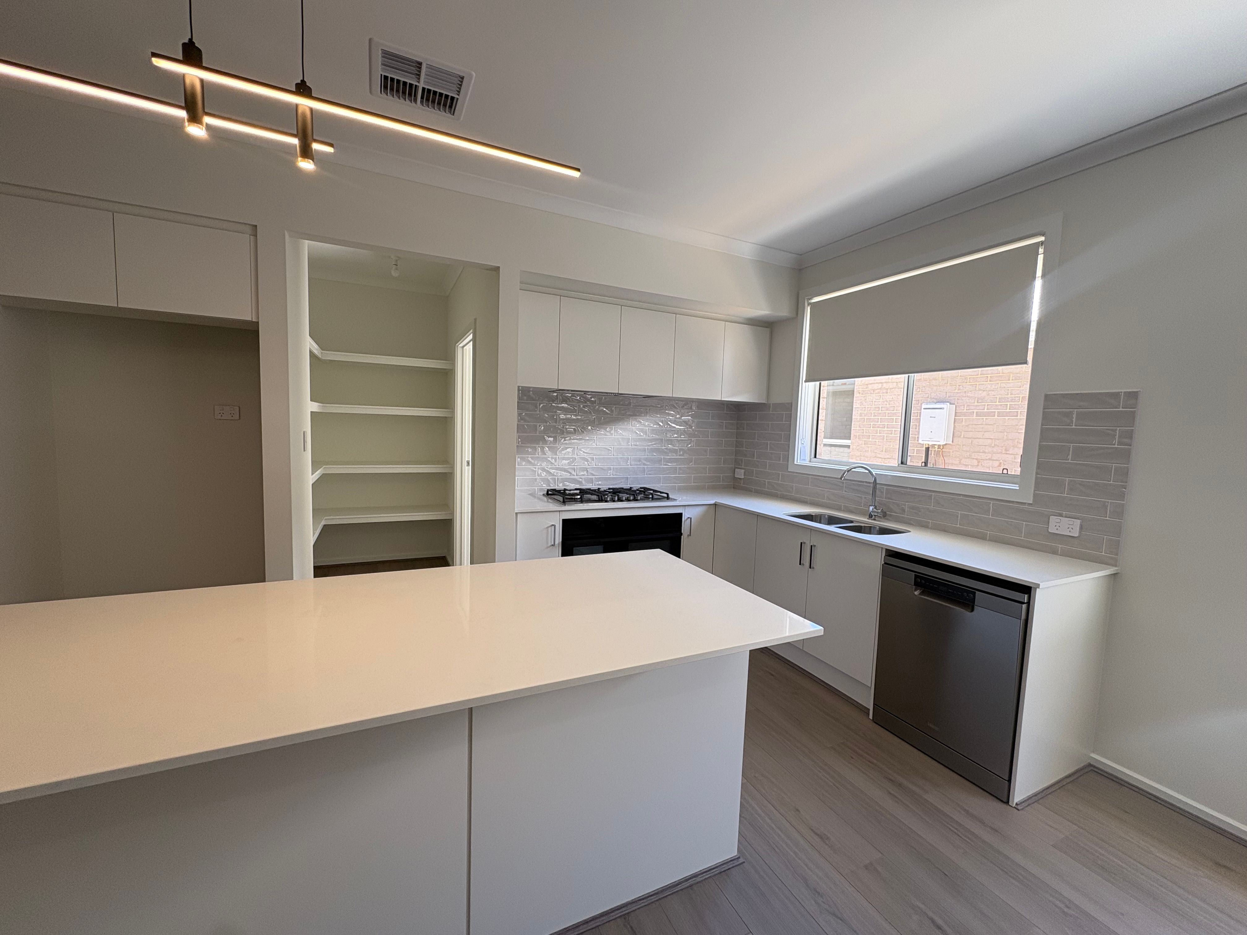 9 Wallace Drive — photo 4 of 14