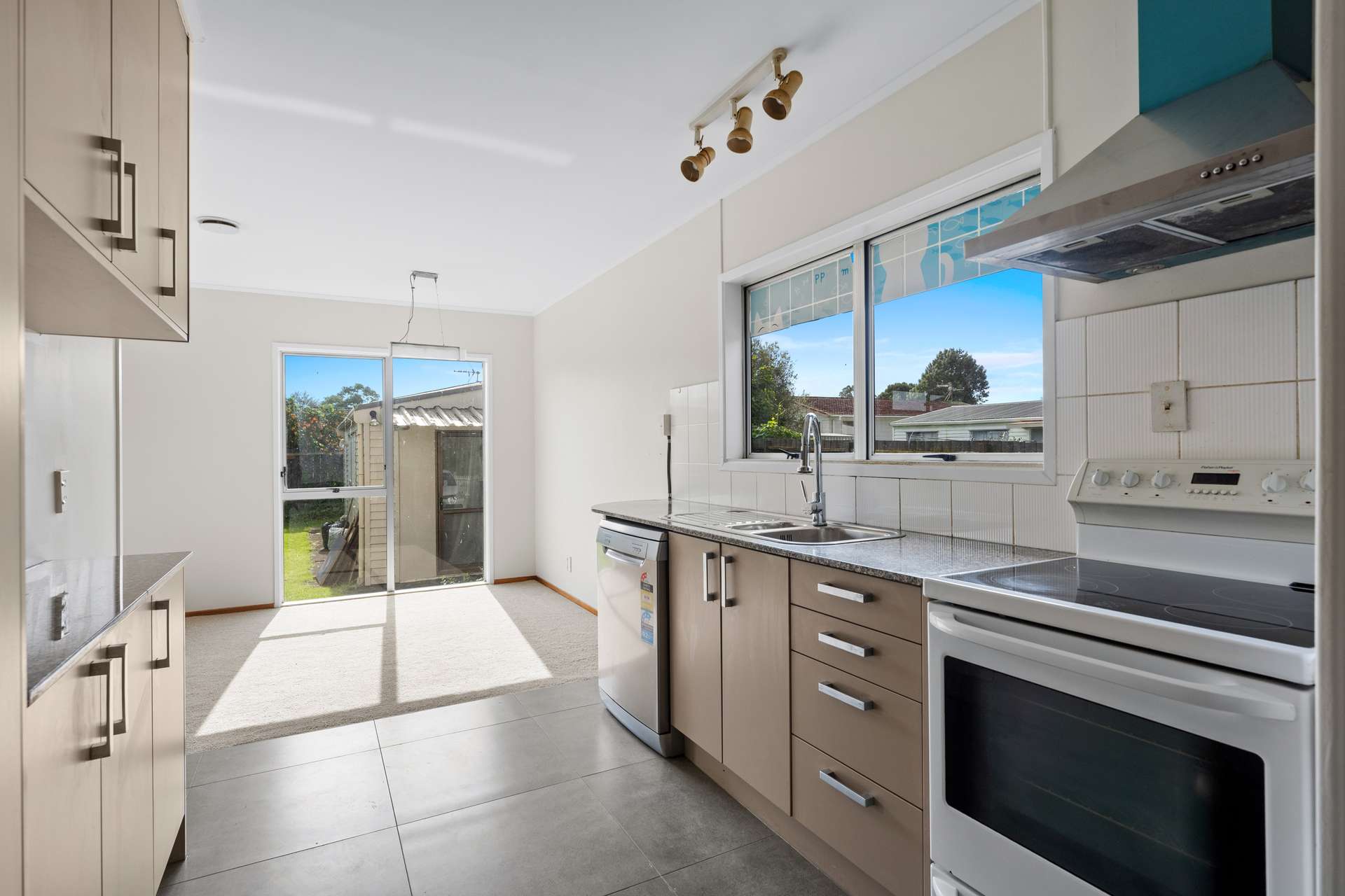 19 Casuarina Road photo 8