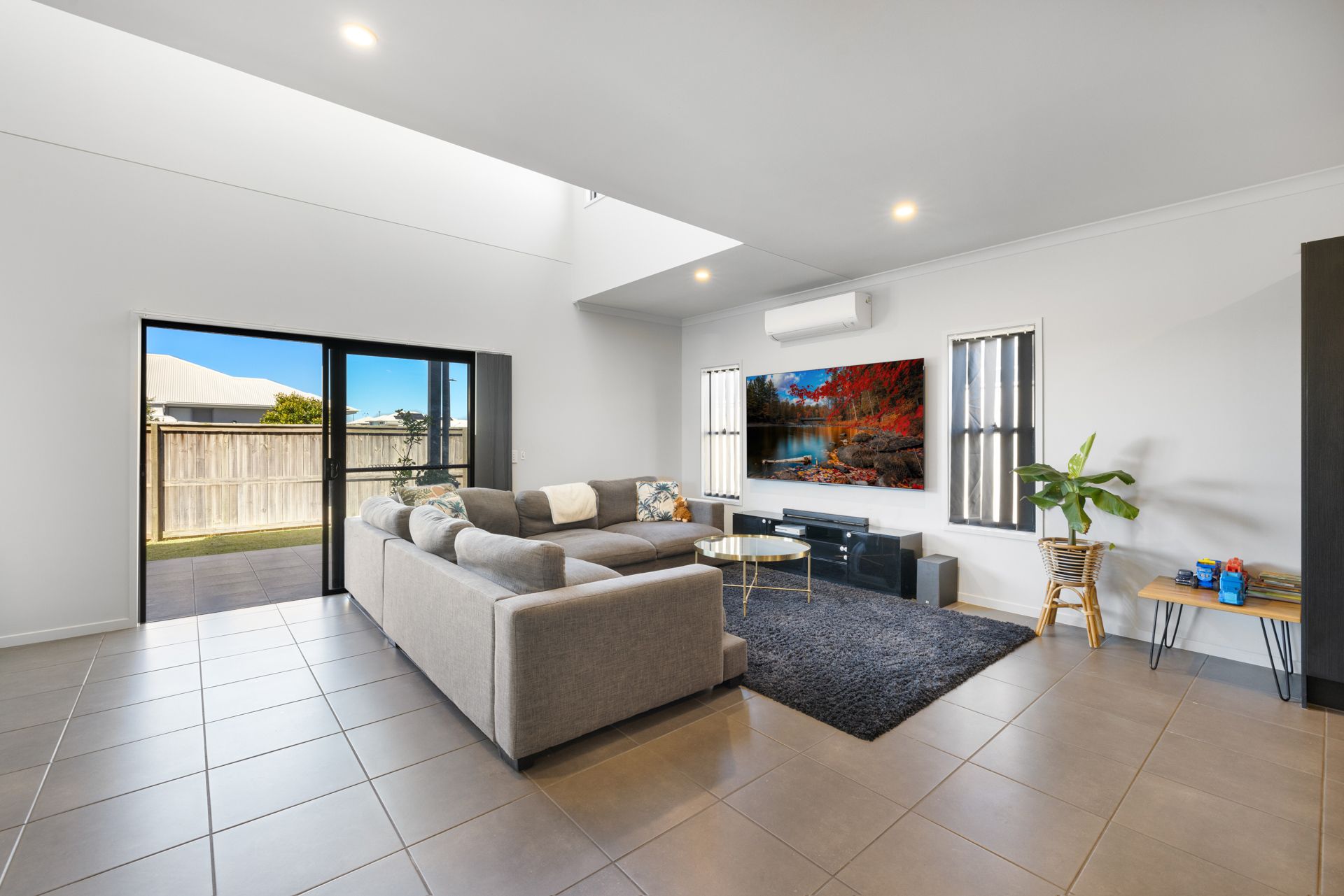 16 Goulburn Crescent — photo 4 of 13