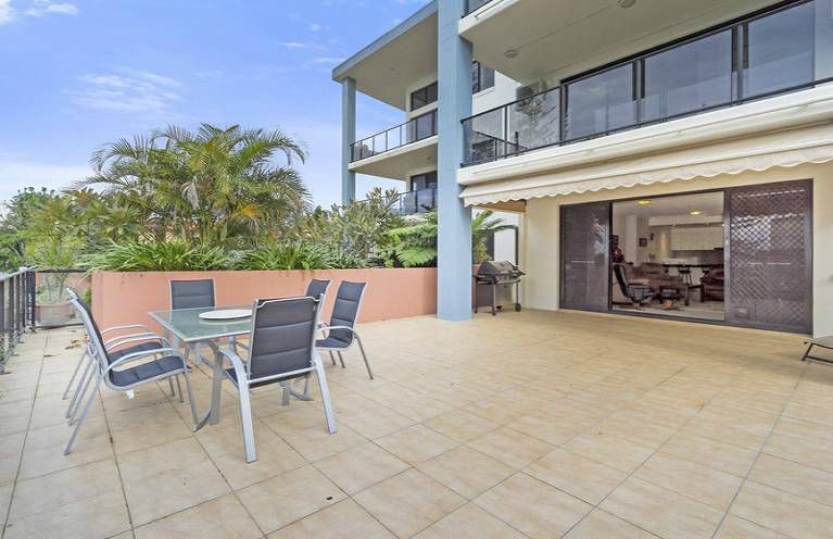 2/3 Johnston Street, Bilinga, QLD 4225