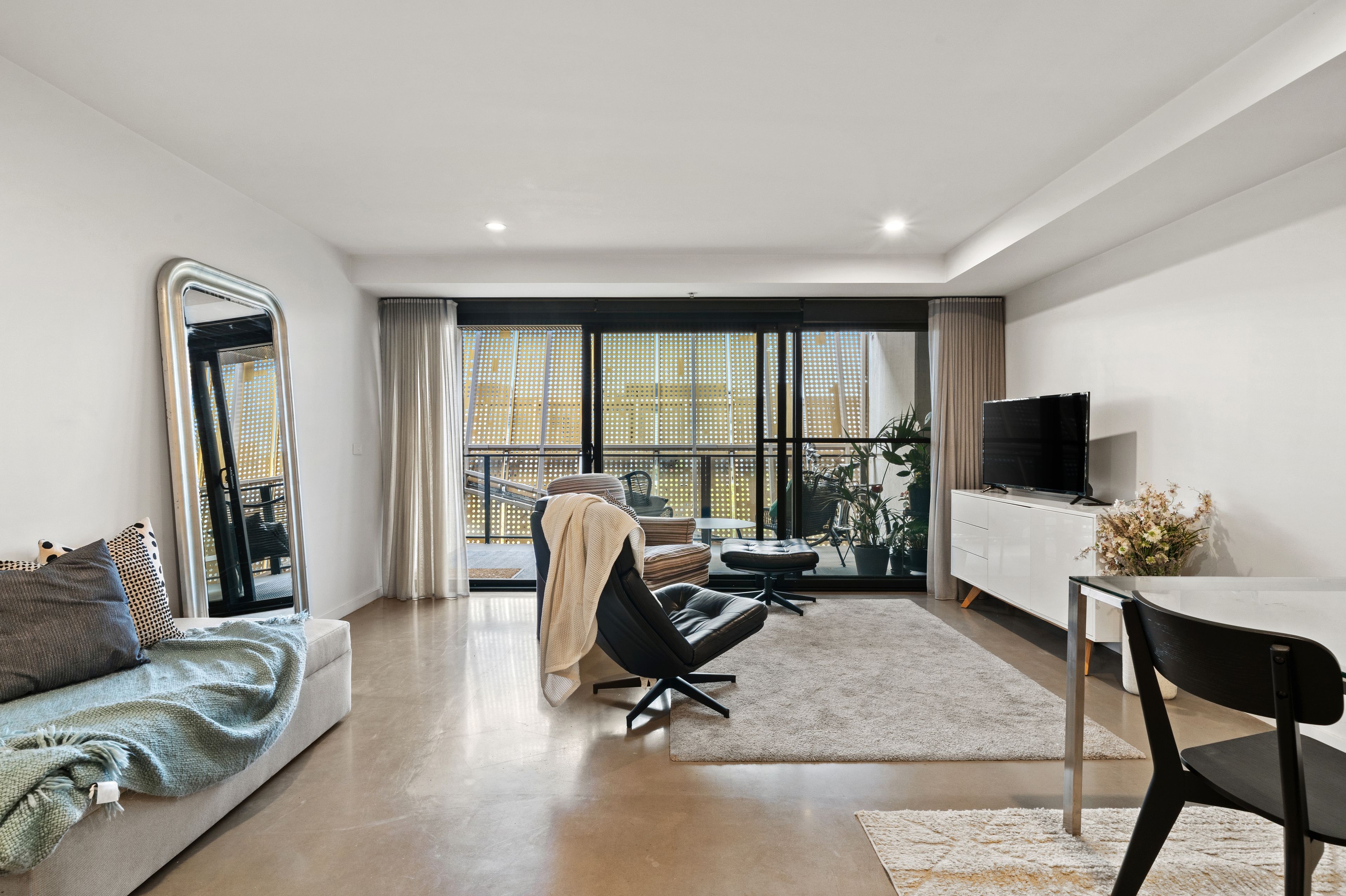 506/27 Lonsdale Street — photo 7 of 22