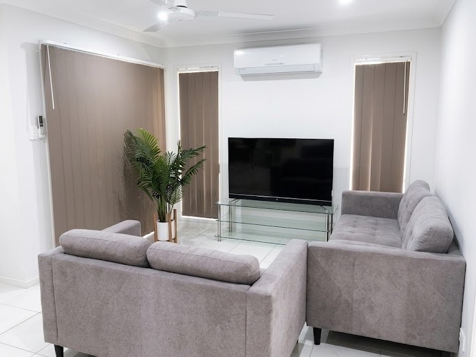2/18 Osprey Street, Redbank Plains, QLD 4301