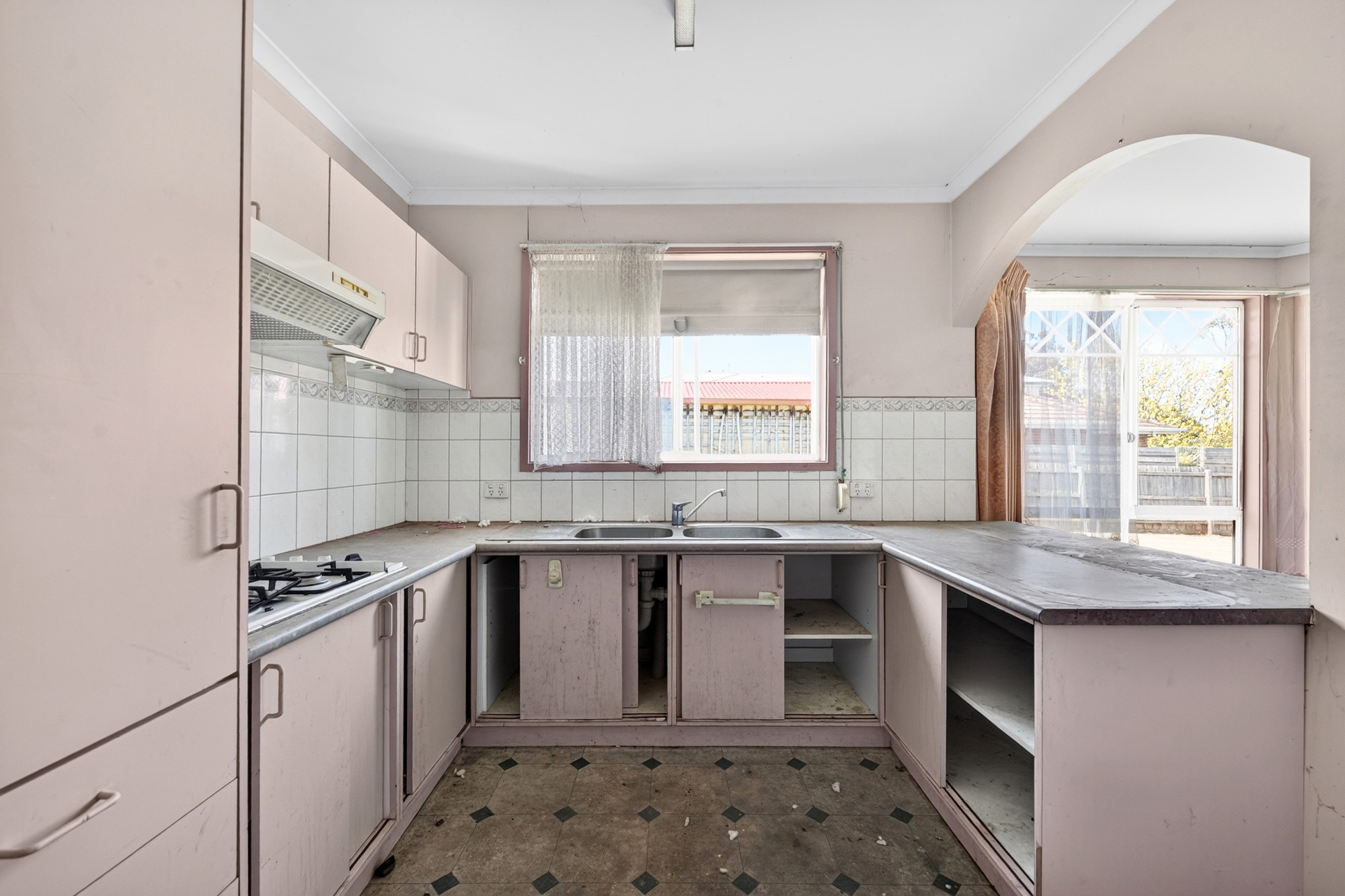 27 Robertson Crescent, Laverton, VIC 3028