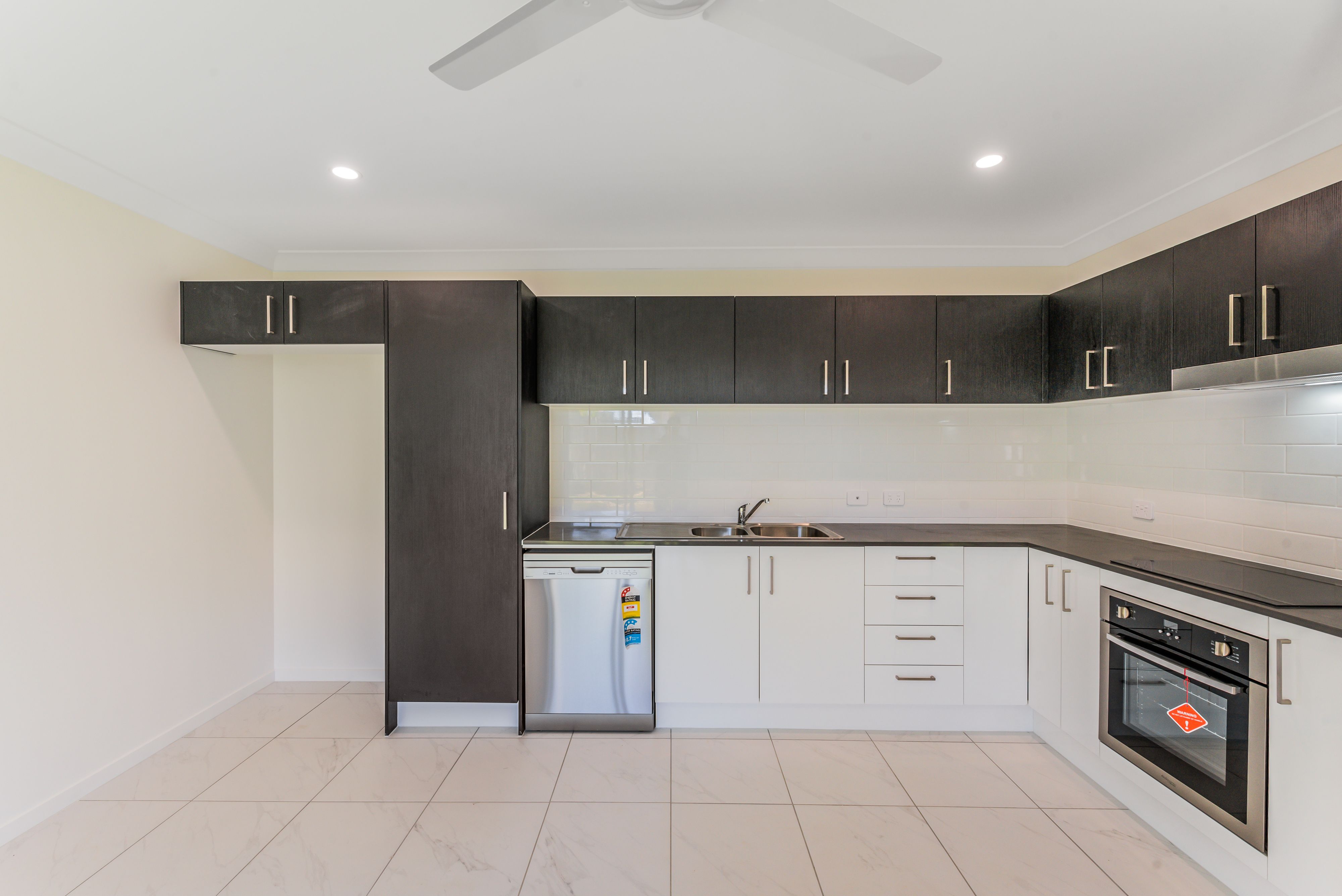 1/16 Elijah Crescent, Redbank Plains, QLD 4301