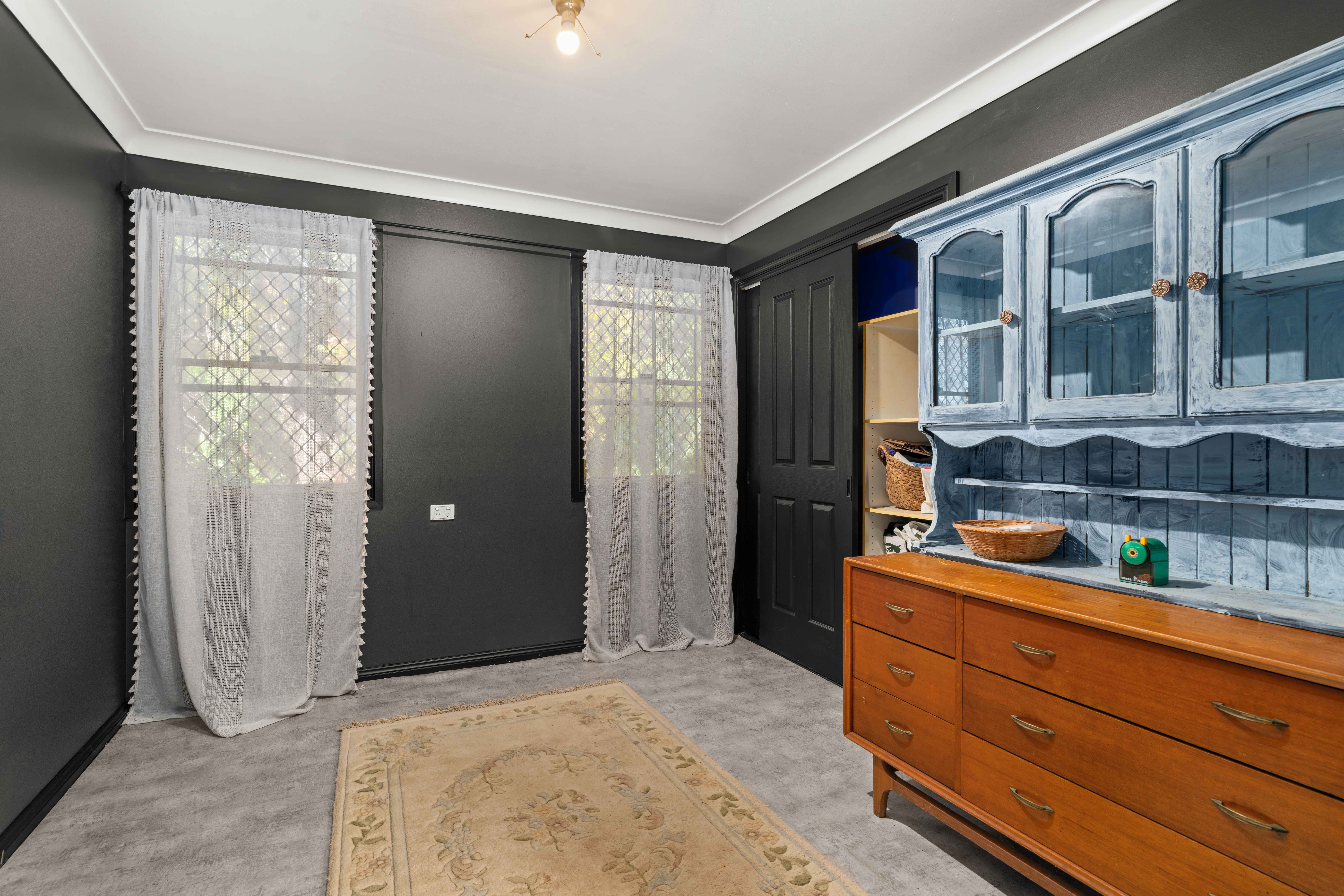 26 Ernest Street — photo 16 of 24
