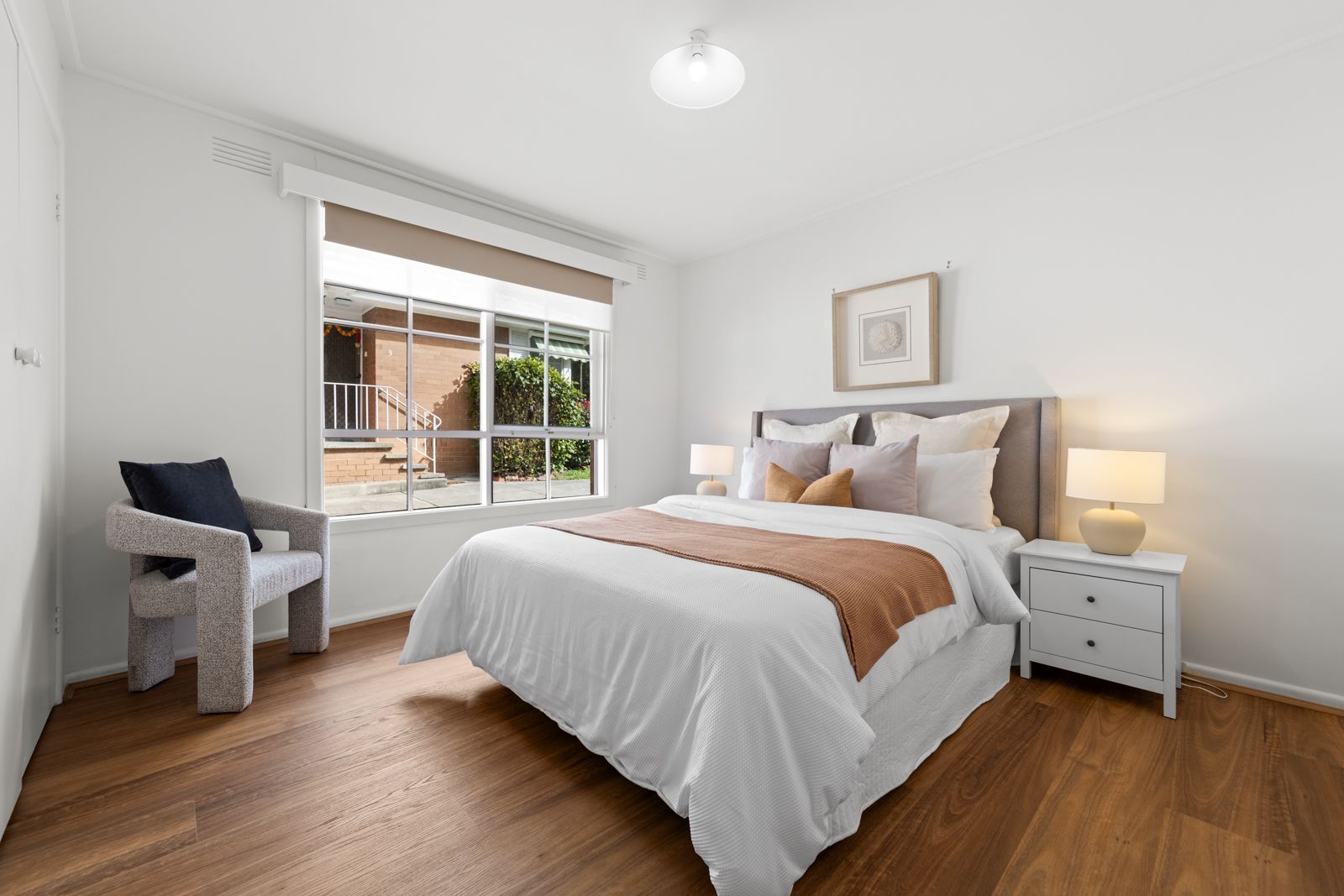 2/4 Raynes Street — photo 7 of 13
