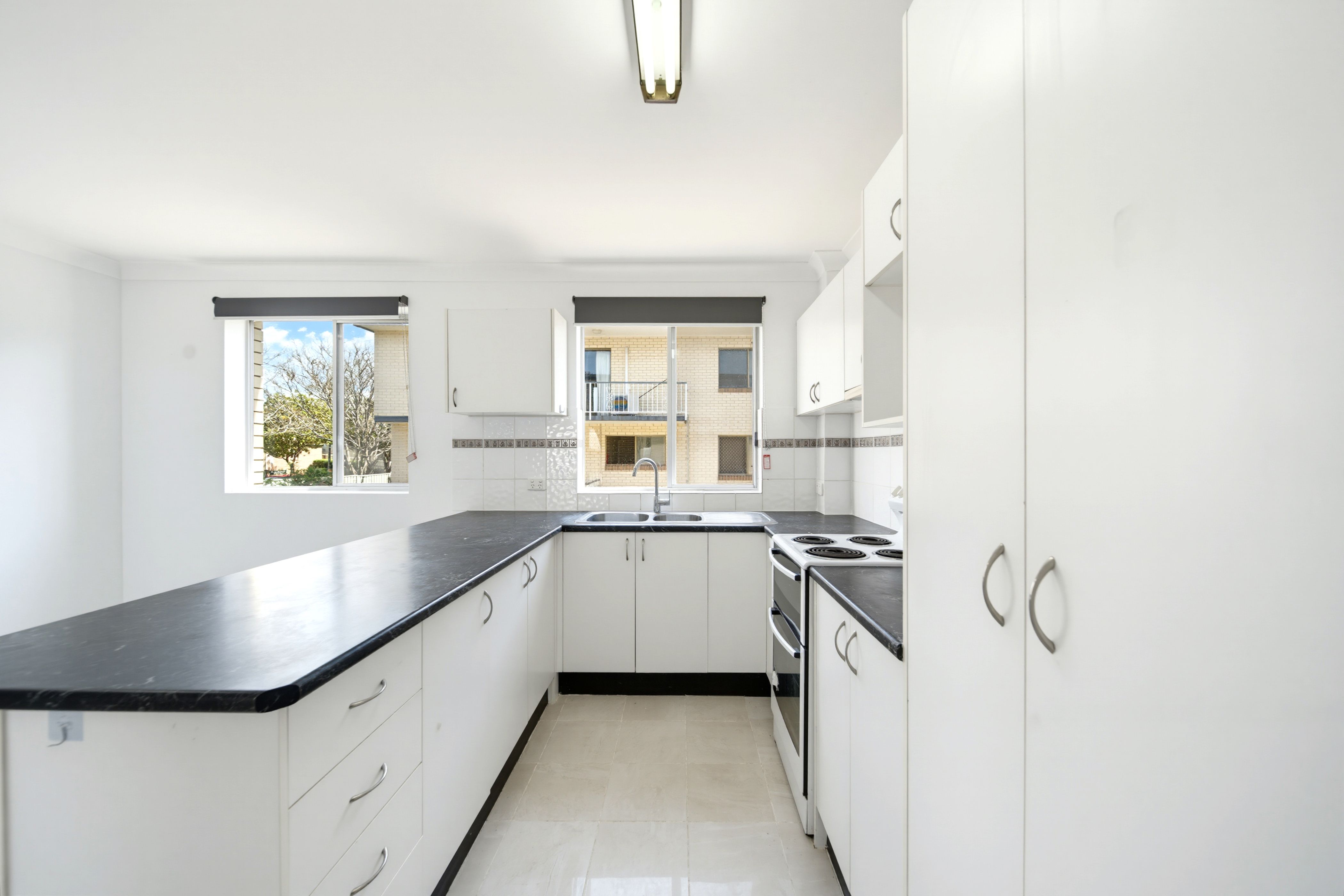3/22 Kidston Terrace — photo 4 of 14
