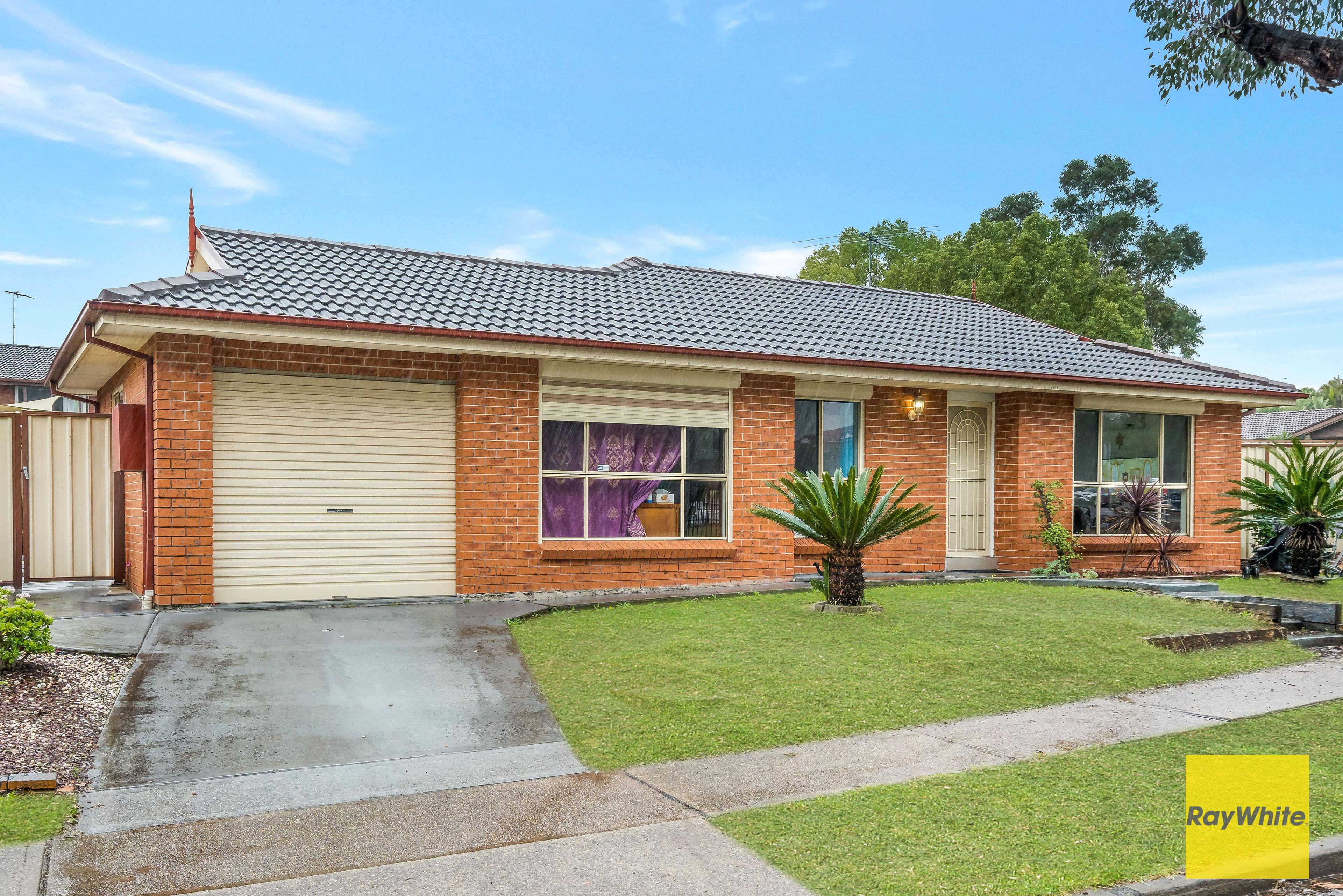 1 Keppel Circuit, Hinchinbrook, NSW 2168