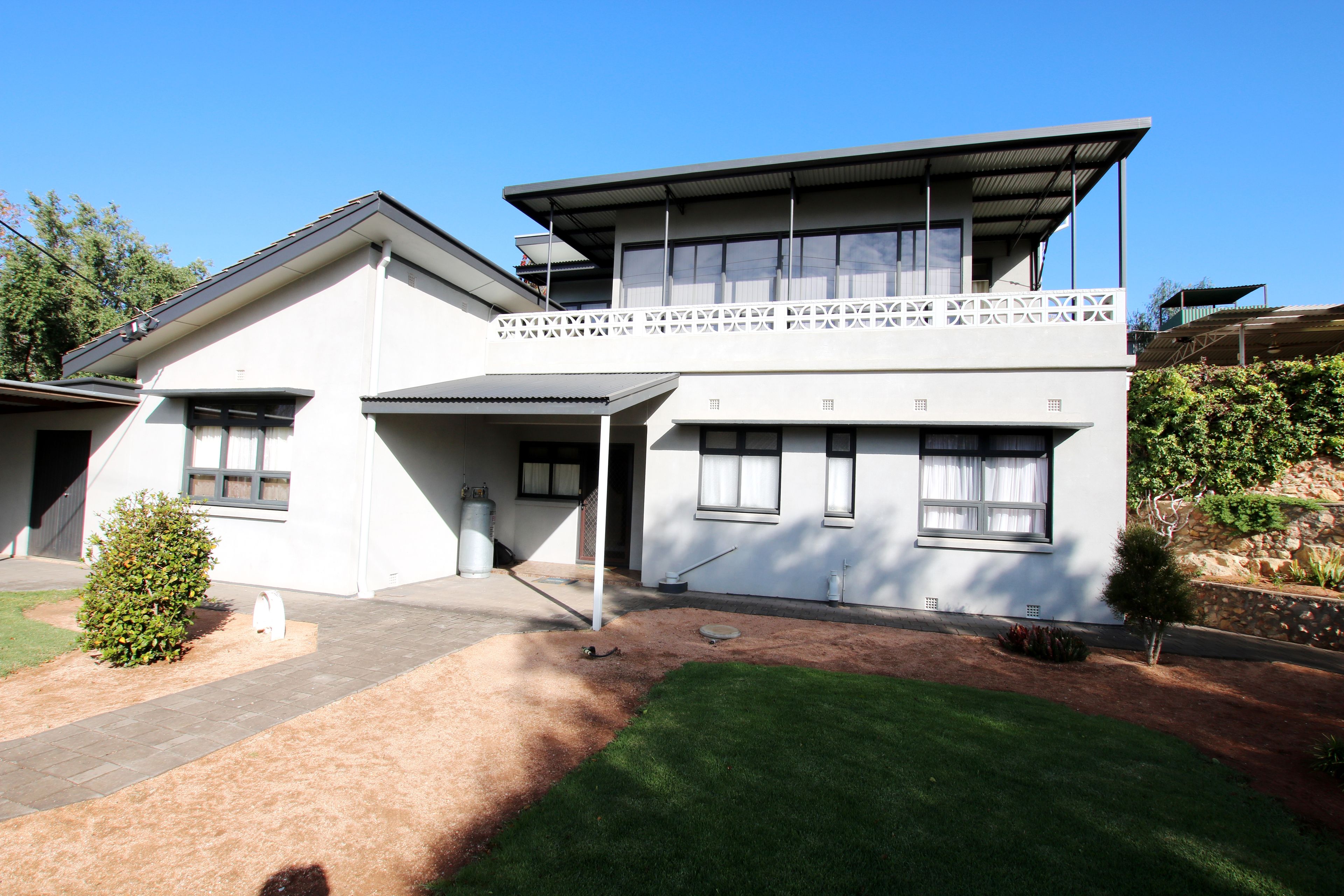 17 Coombe Terrace, Waikerie, SA 5330