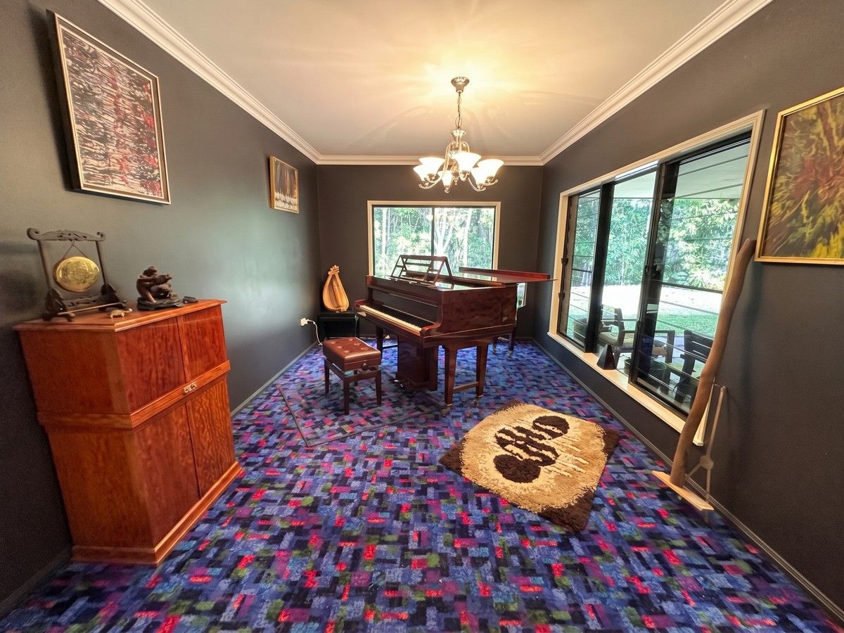 6 Avalon Close — photo 9 of 30