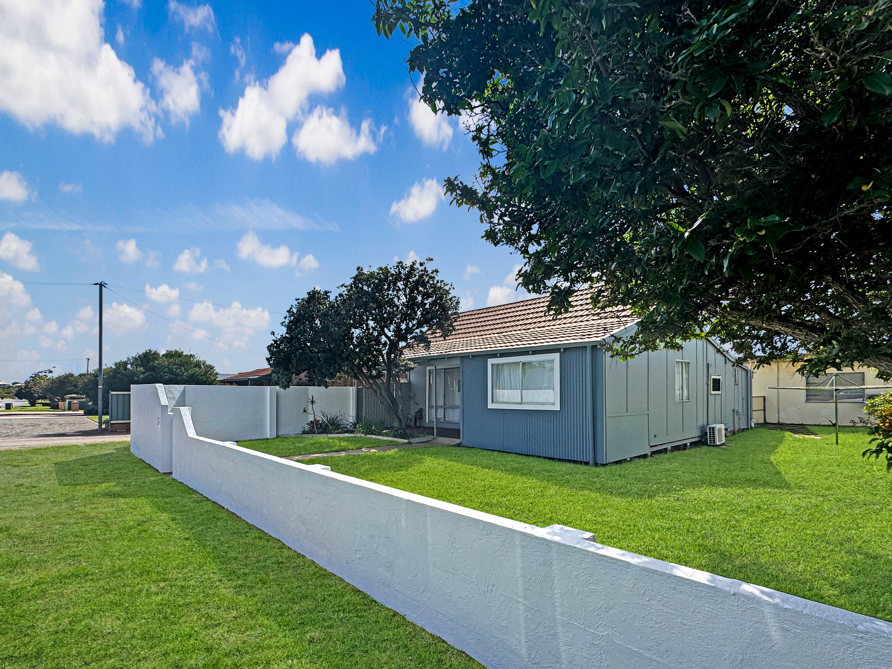 243 Third Street, Wonthella, WA 6530