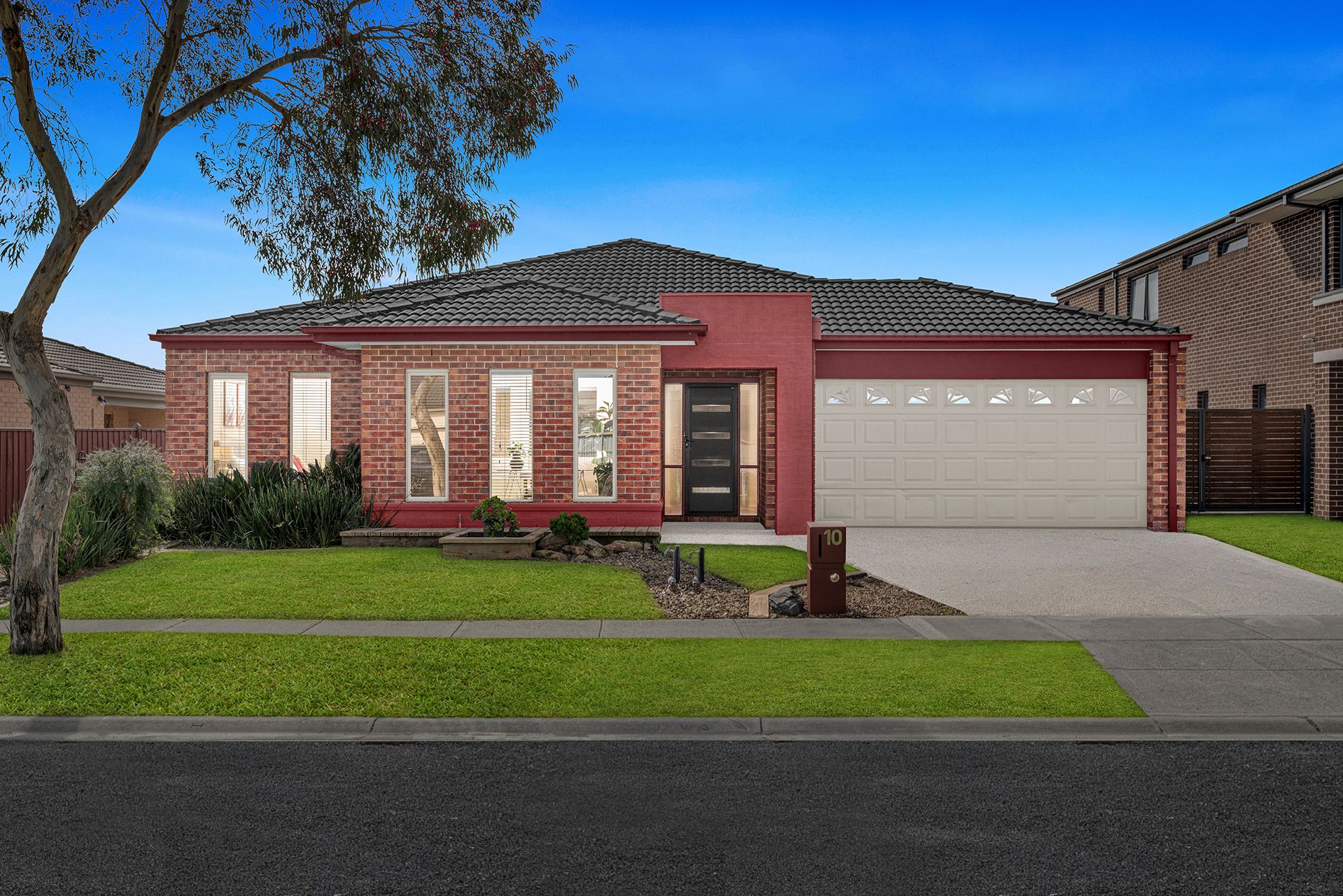 10 Alysha Avenue — photo from Ray White Cranbourne